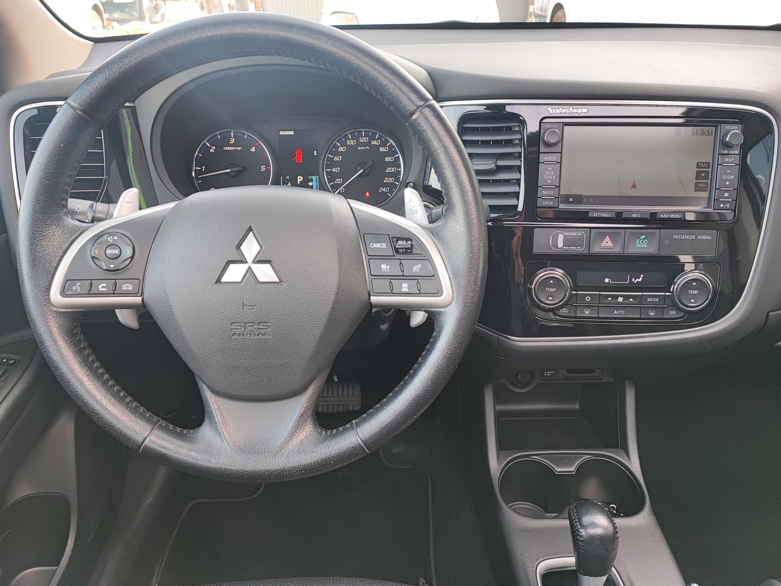 MITSUBISHI OUTLANDER II 2.2 DI-D 150ch INSTYLE 4WD BVA 7 places