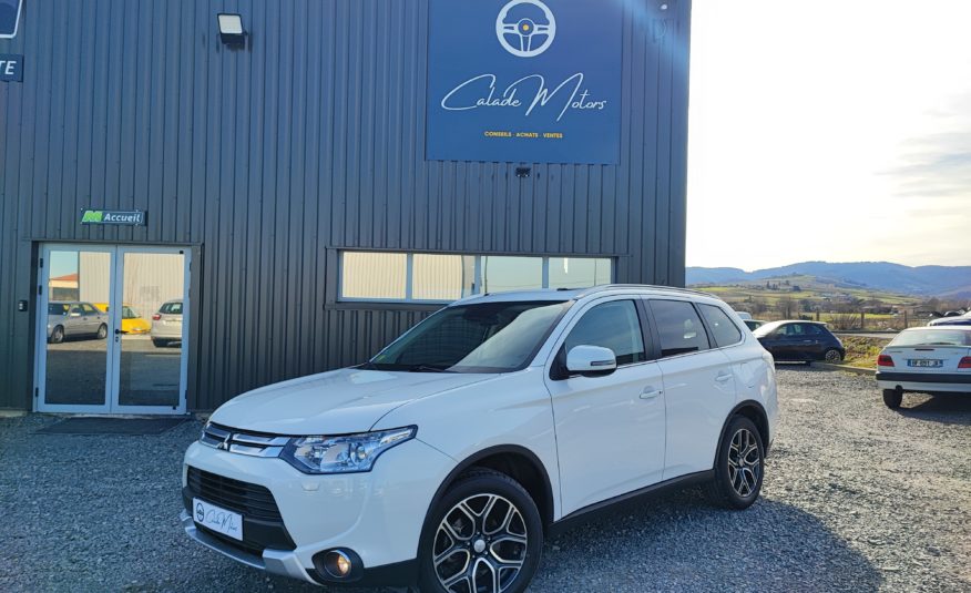 MITSUBISHI OUTLANDER II 2.2 DI-D 150ch INSTYLE 4WD BVA 7 places