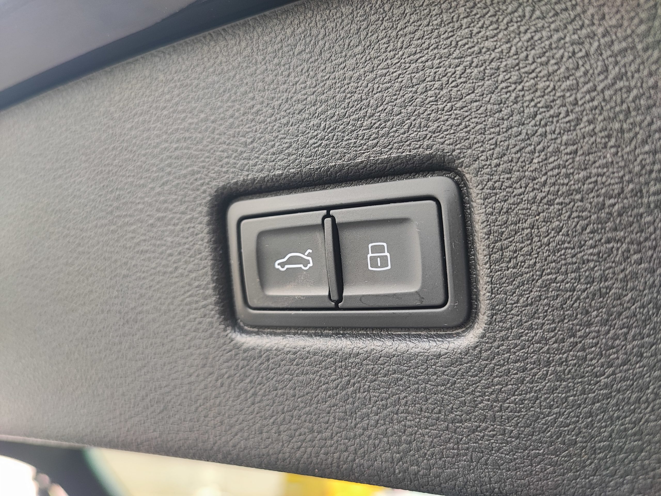 AUDI Q5 SPORTBACK 55 TFSI E 367CH S-LINE