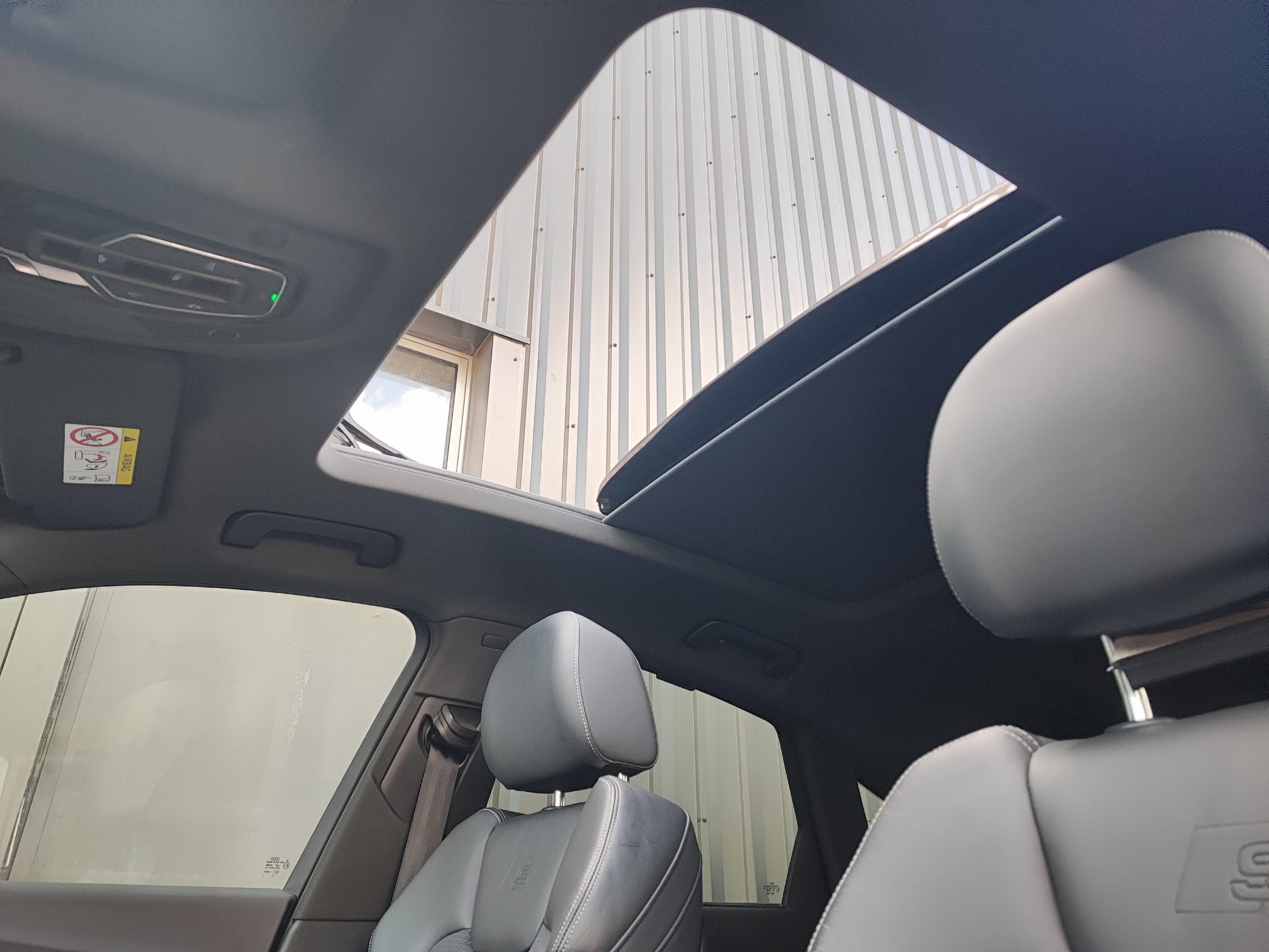 AUDI Q5 SPORTBACK 55 TFSI E 367CH S-LINE