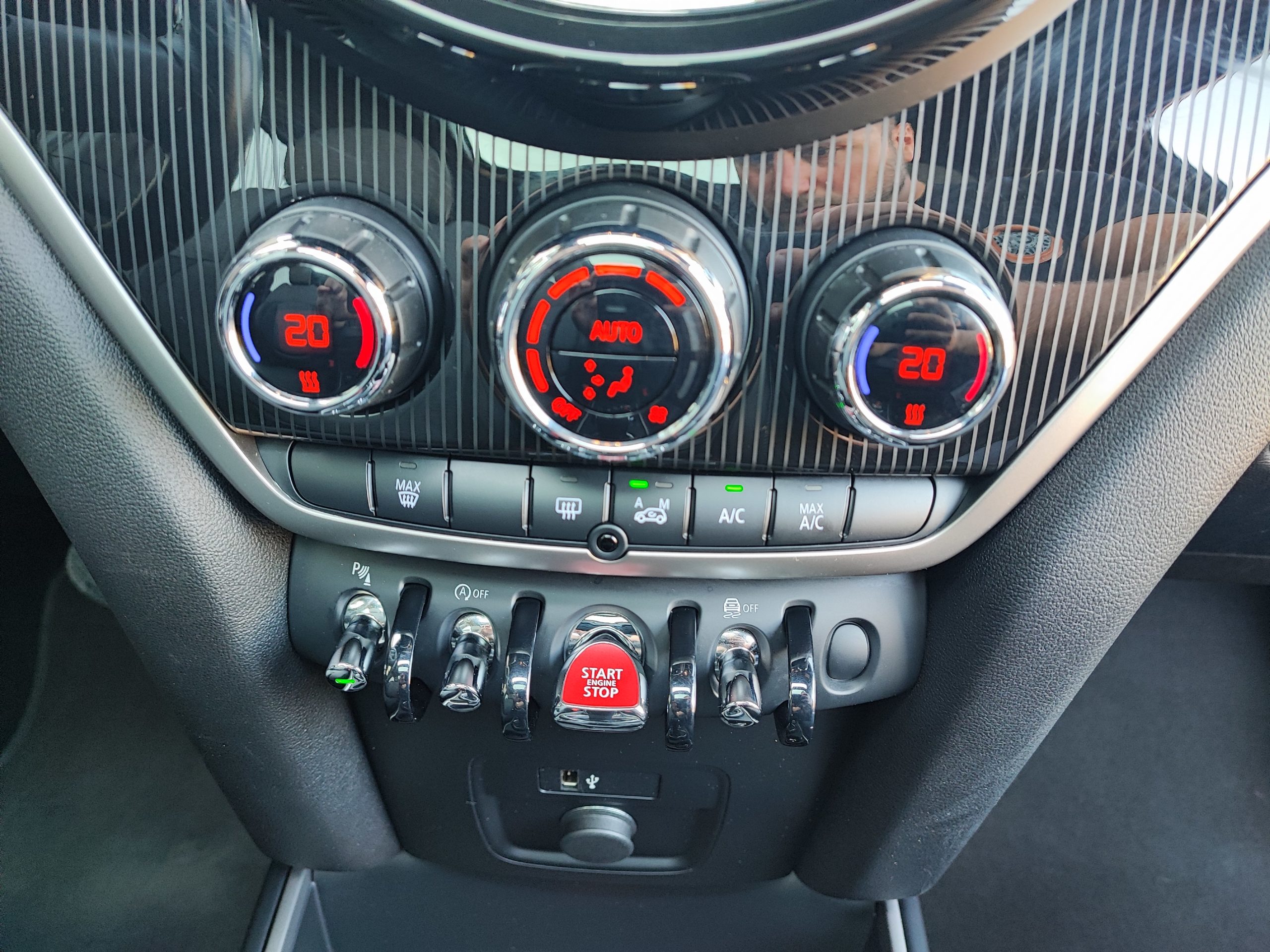 MINI COUNTRYMAN II (2) (F60) 2.0 150 ALL4 COOPER D NORTHWOOD BVA8