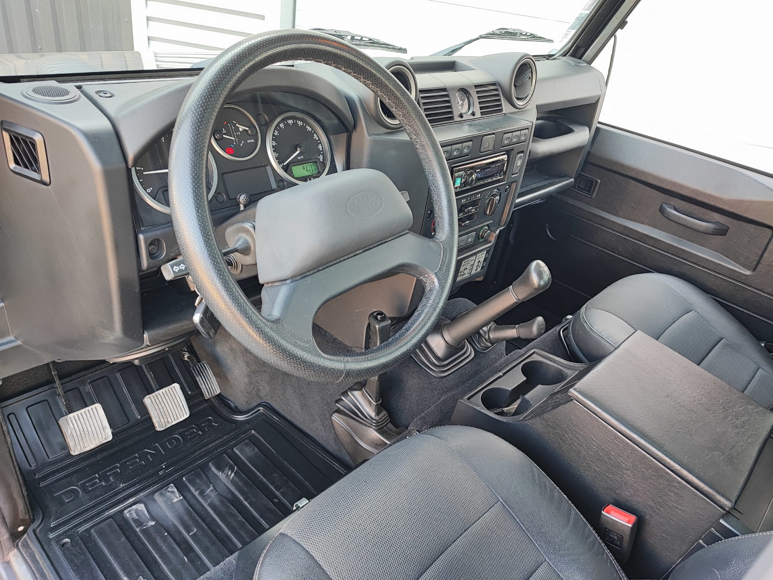 LAND ROVER DEFENDER HT 90 SE 2.2L Mark VI