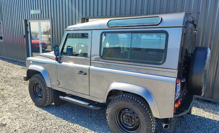 LAND ROVER DEFENDER HT 90 SE 2.2L Mark VI