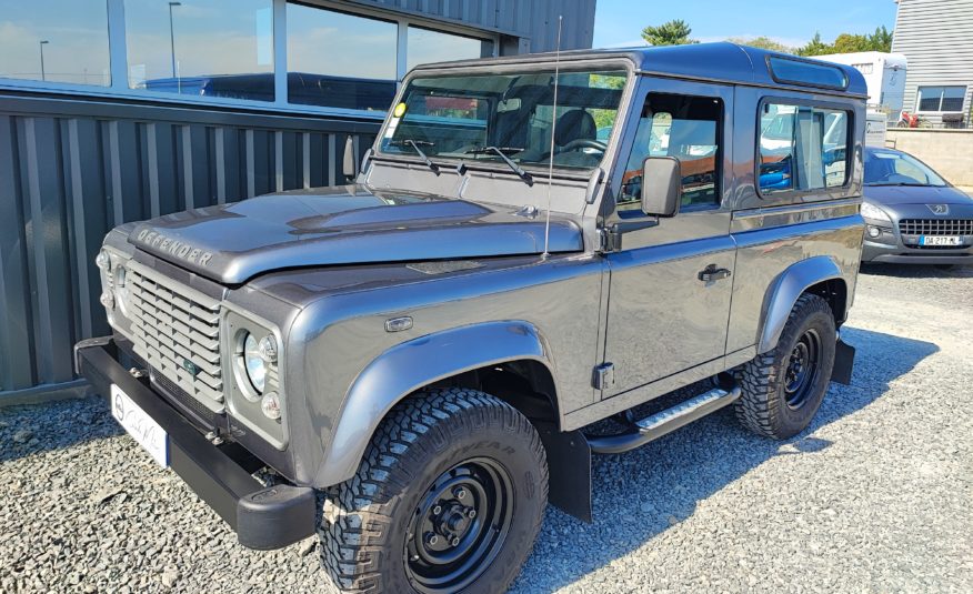 LAND ROVER DEFENDER HT 90 SE 2.2L Mark VI