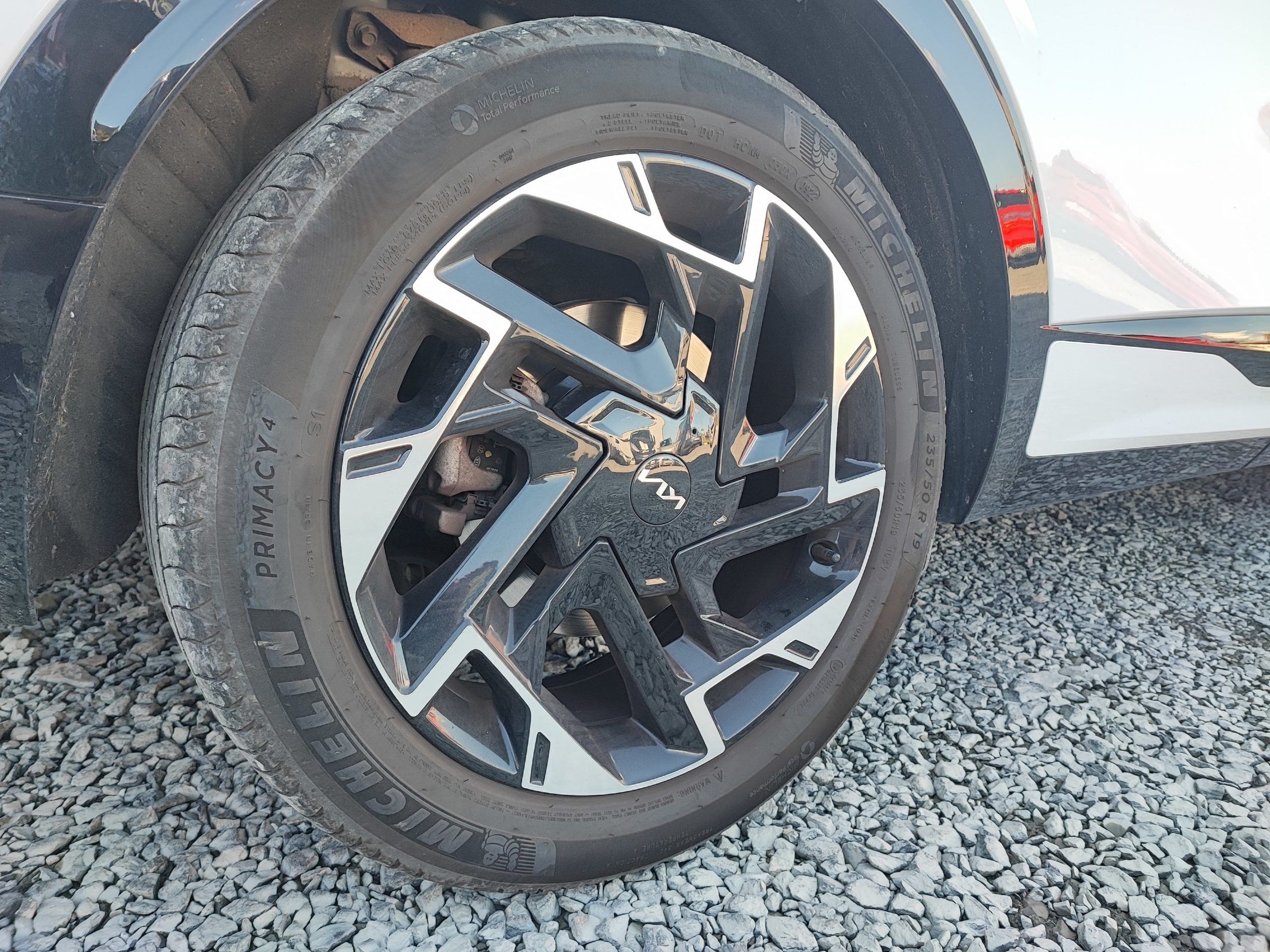 KIA SPORTAGE V 1.6 T-GDI 265 ISG HYBRIDE RECHARGEABLE 4X4 GT-LINE PREMIUM BVA6