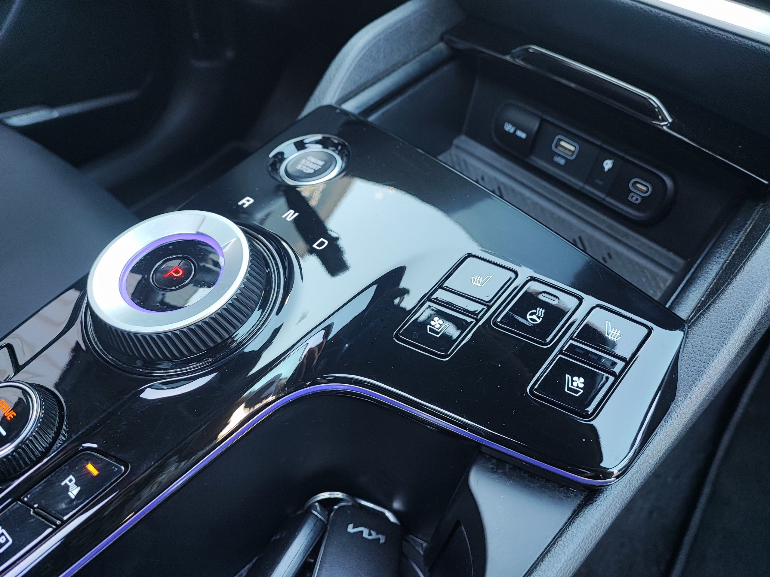 KIA SPORTAGE V 1.6 T-GDI 265 ISG HYBRIDE RECHARGEABLE 4X4 GT-LINE PREMIUM BVA6