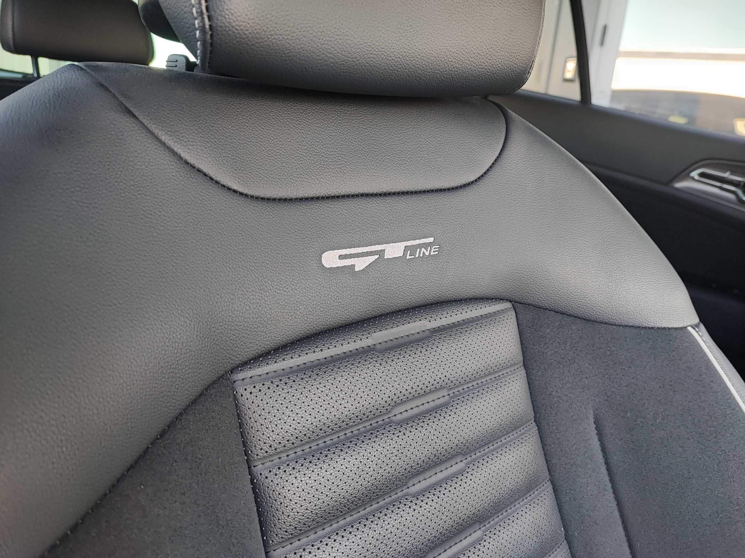 KIA SPORTAGE V 1.6 T-GDI 265 ISG HYBRIDE RECHARGEABLE 4X4 GT-LINE PREMIUM BVA6