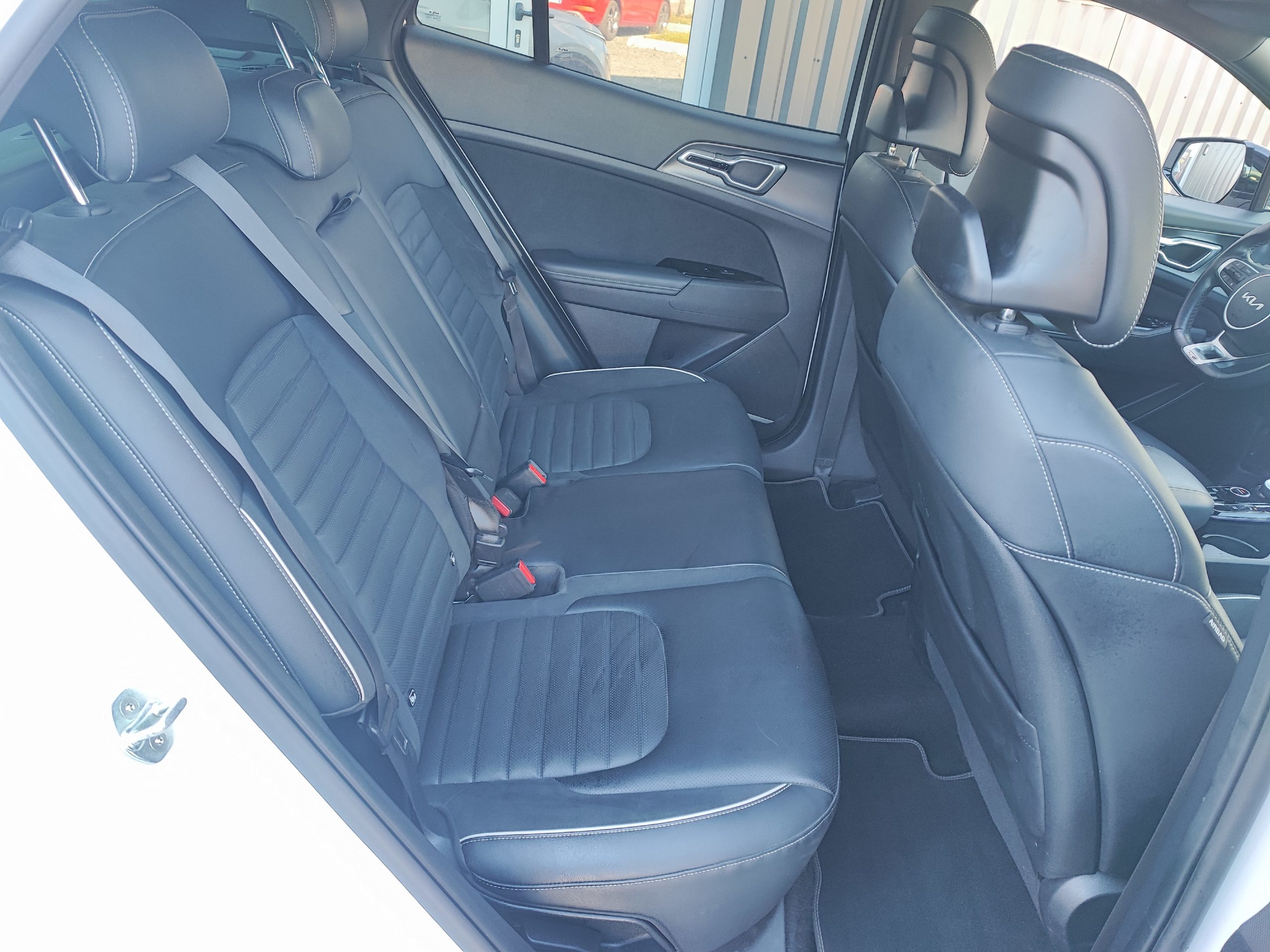 KIA SPORTAGE V 1.6 T-GDI 265 ISG HYBRIDE RECHARGEABLE 4X4 GT-LINE PREMIUM BVA6