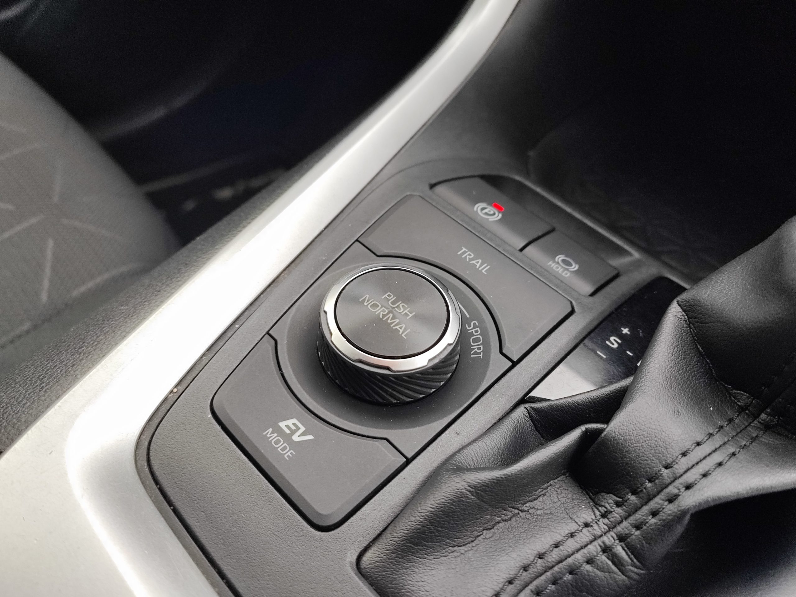 TOYOTA RAV 4 V 2.5 222 HYBRIDE AWD DYNAMIC BUSINESS