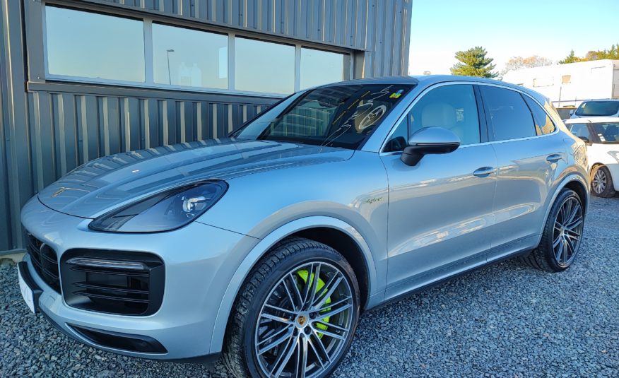 PORSCHE CAYENNE III 3.0 462ch E-Hybrid