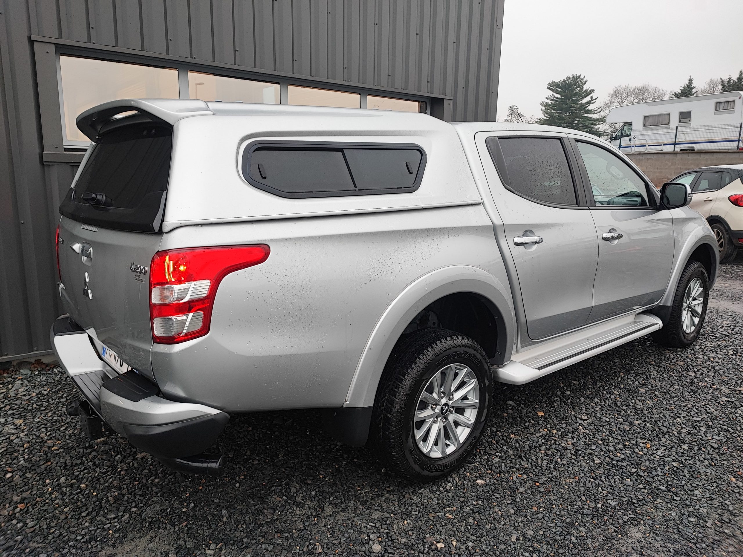 MITSUBISHI L200 III DOUBLE CABINE 2.4DI-D 181 INSTYLE BVA