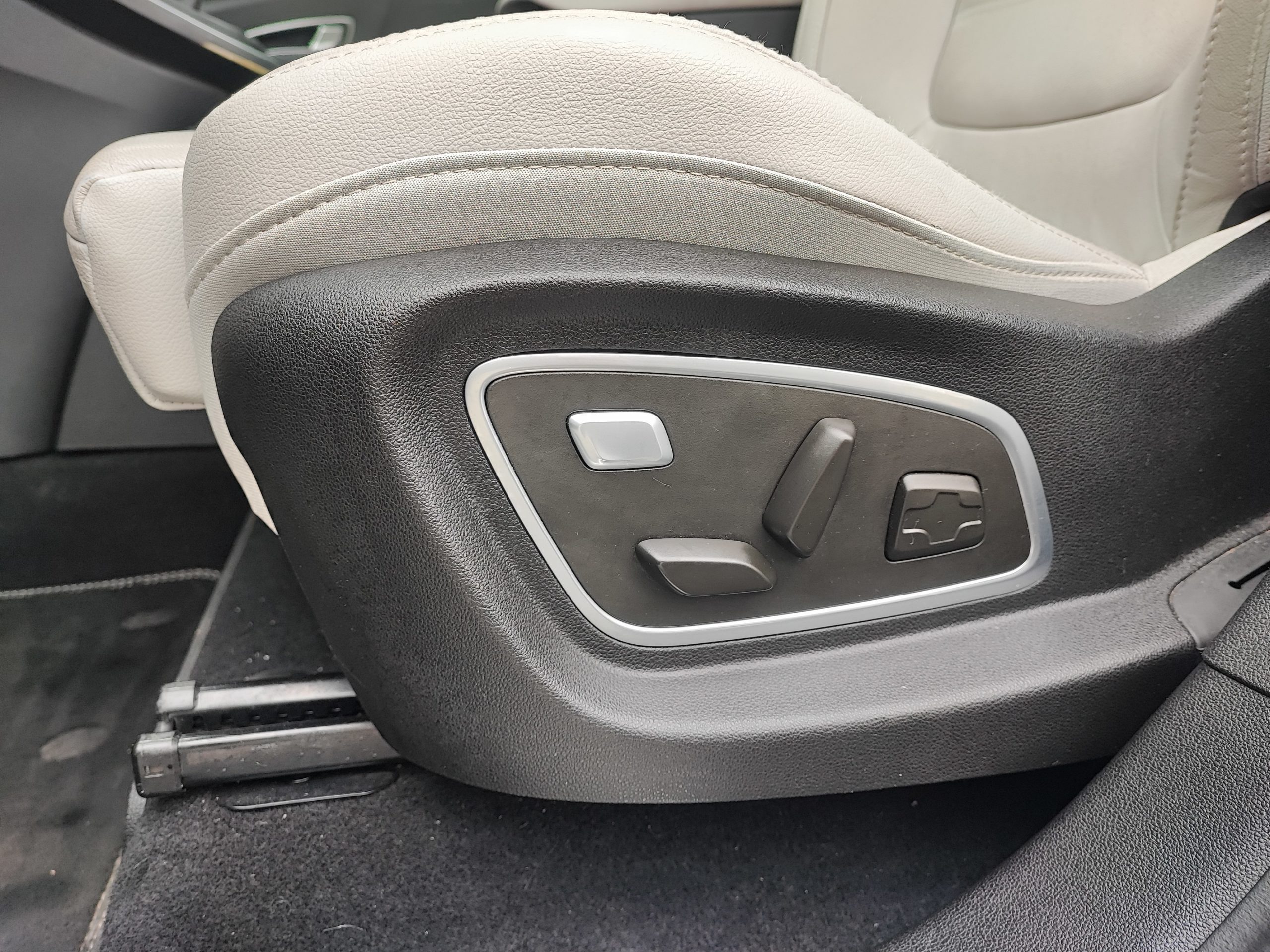 RENAULT SCENIC IV 1.2 TCe 130ch ENERGY EDITION ONE