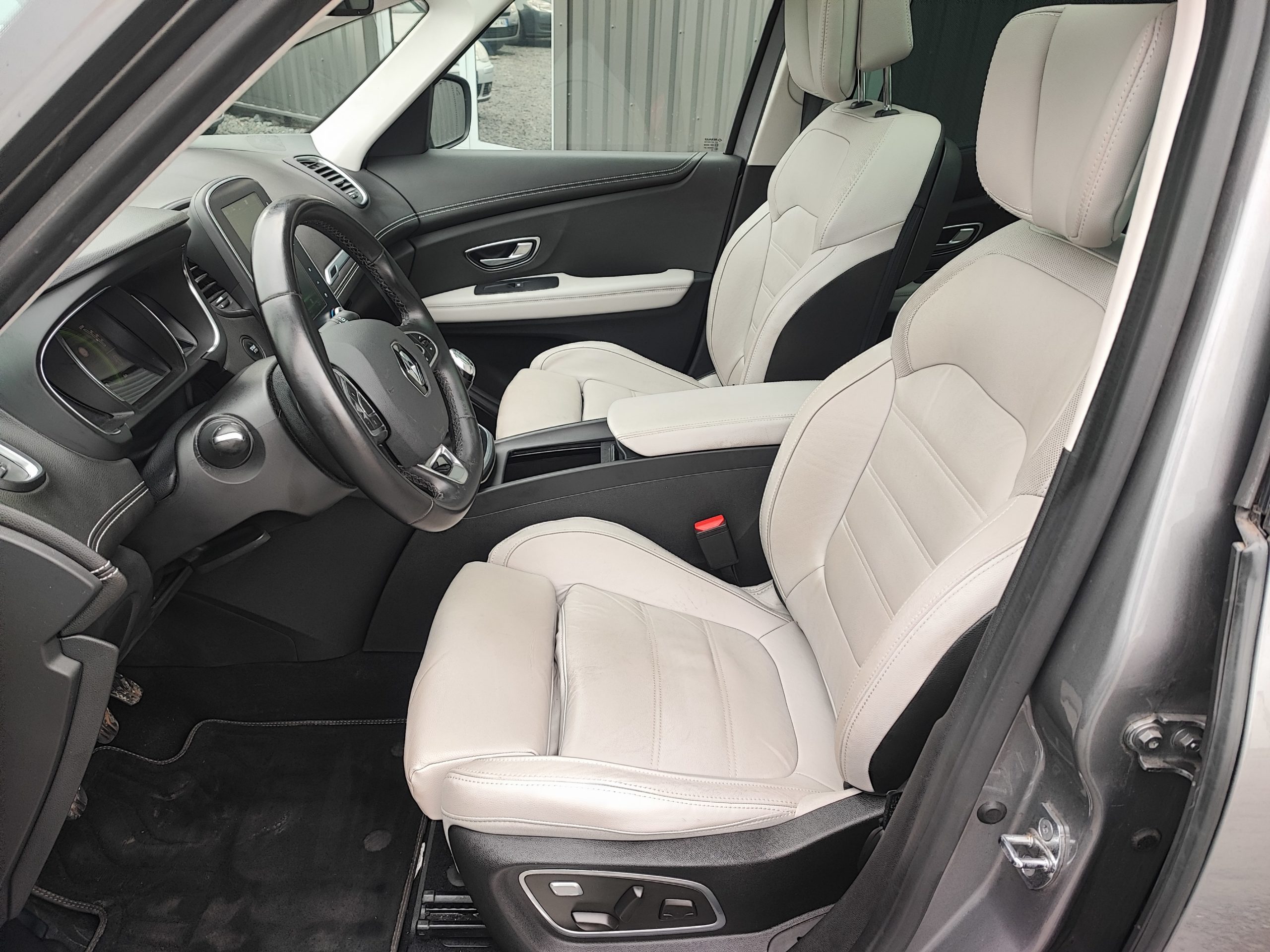 RENAULT SCENIC IV 1.2 TCe 130ch ENERGY EDITION ONE