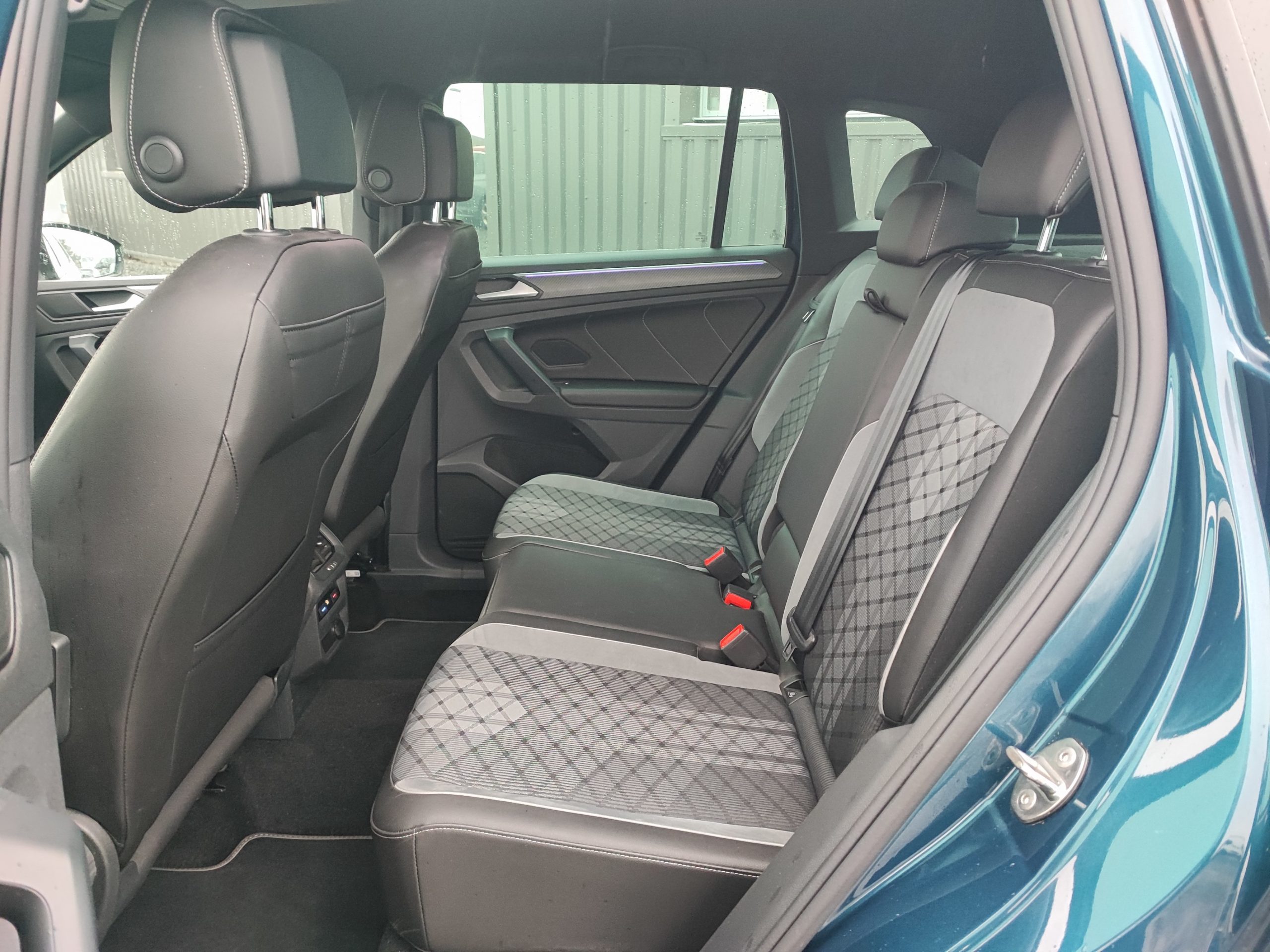 VOLKSWAGEN TIGUAN II (2) 2.0 TDI 150 8CV R-LINE DSG7