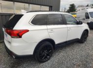 MITSUBISHI OUTLANDER III 2.2 DI-D 150 BLACK COLLECTION+