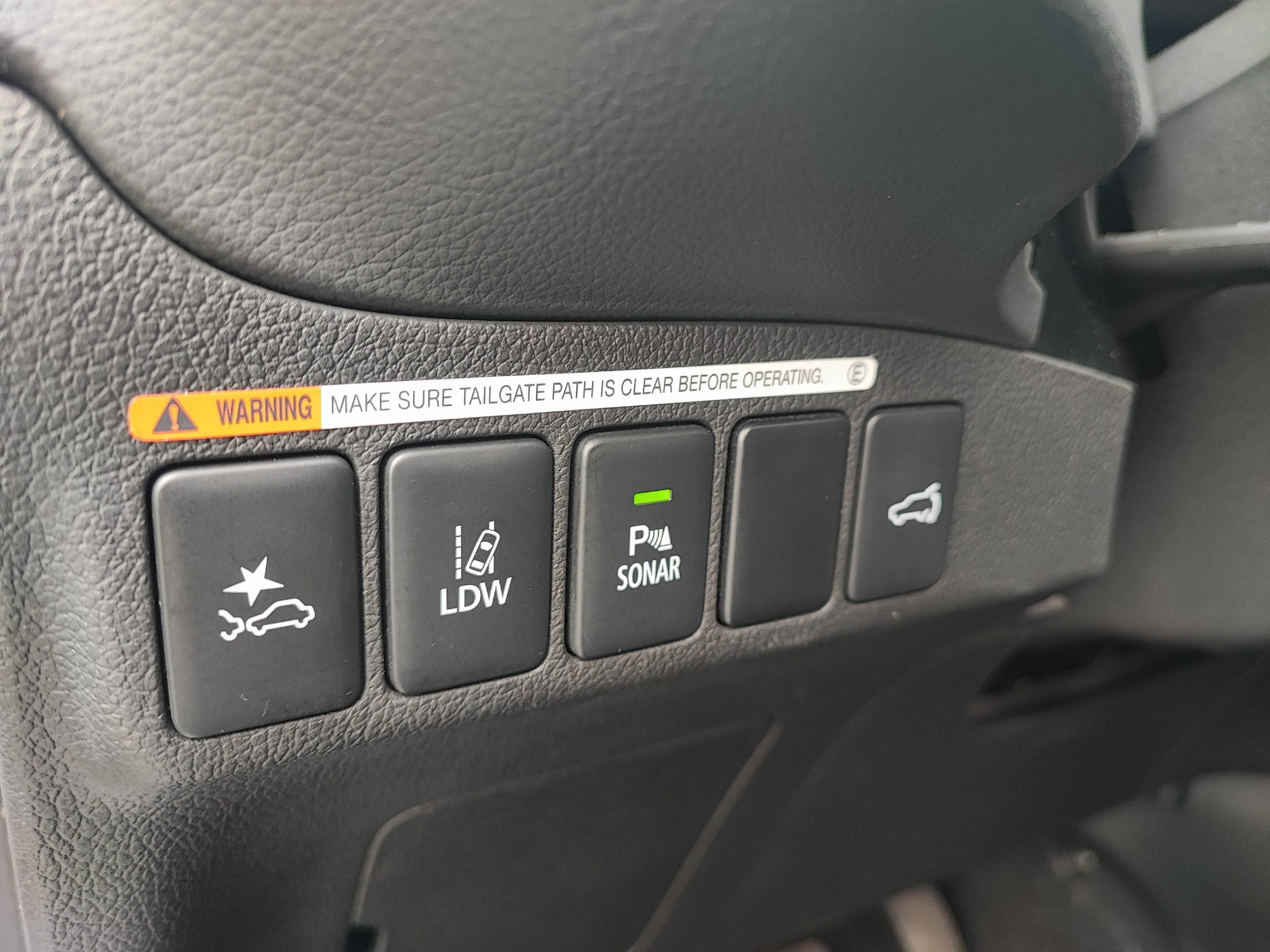 MITSUBISHI OUTLANDER III 2.2 DI-D 150 BLACK COLLECTION+