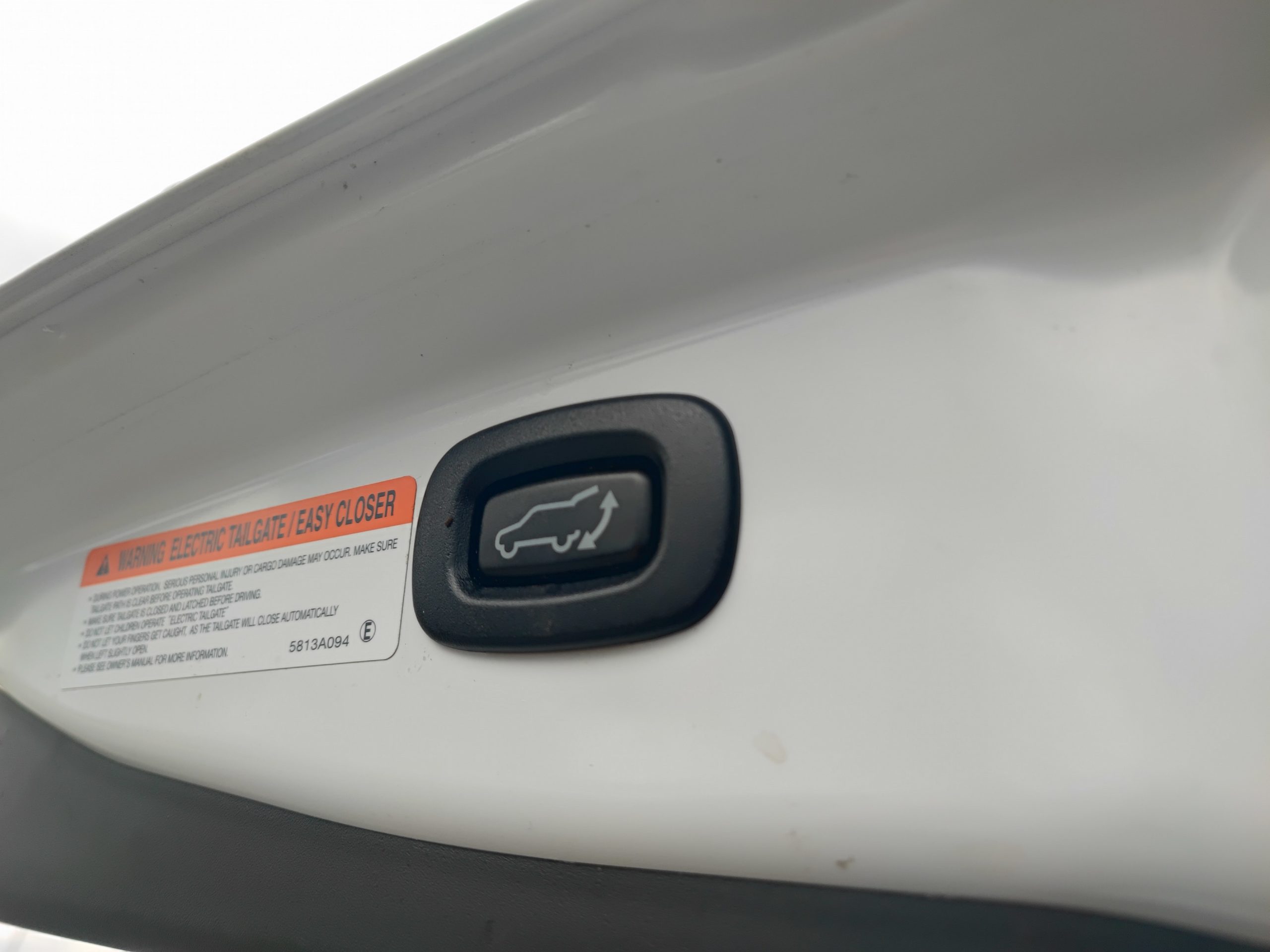 MITSUBISHI OUTLANDER III 2.2 DI-D 150 BLACK COLLECTION+