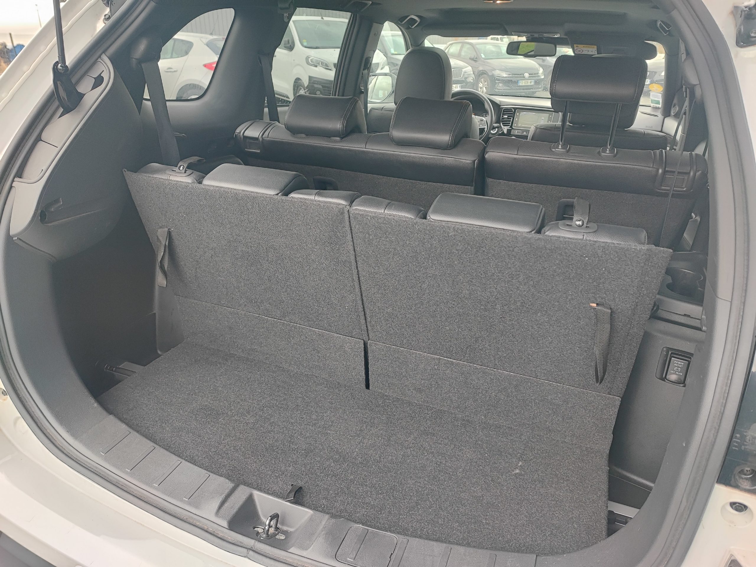 MITSUBISHI OUTLANDER III 2.2 DI-D 150 BLACK COLLECTION+