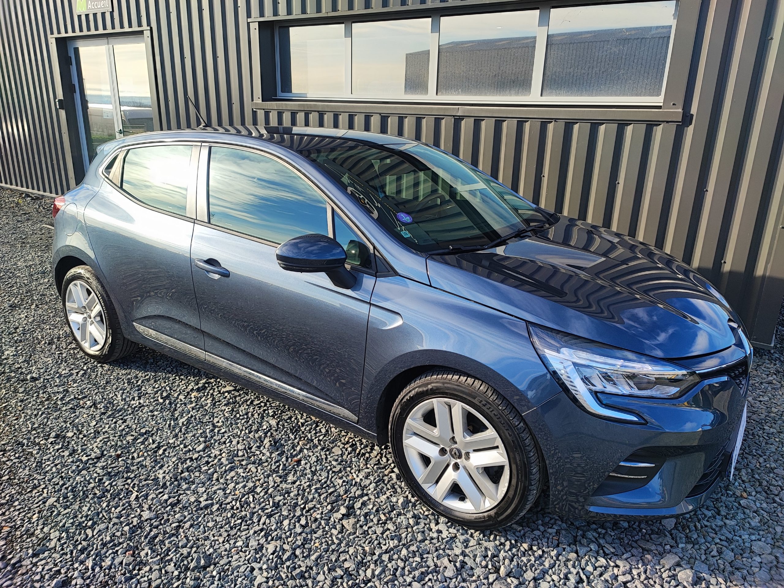 RENAULT CLIO V 1.0 TCe 100CH BUSINESS X-Tronic