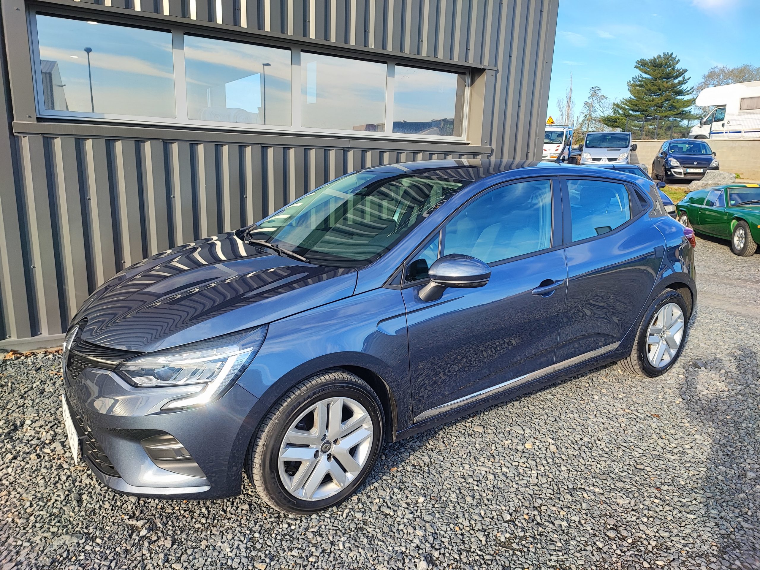 RENAULT CLIO V 1.0 TCe 100CH BUSINESS X-Tronic