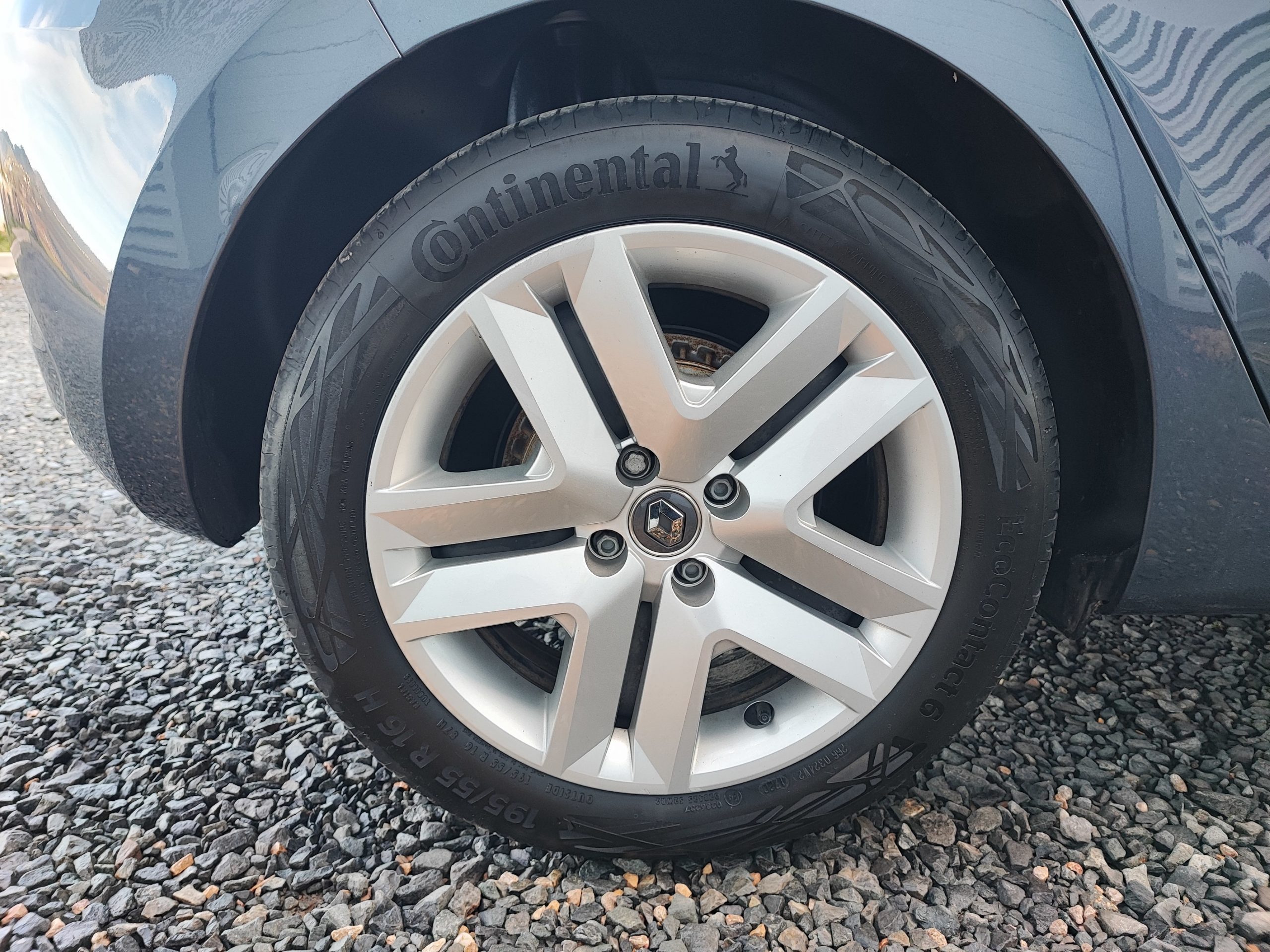 RENAULT CLIO V 1.0 TCe 100CH BUSINESS X-Tronic