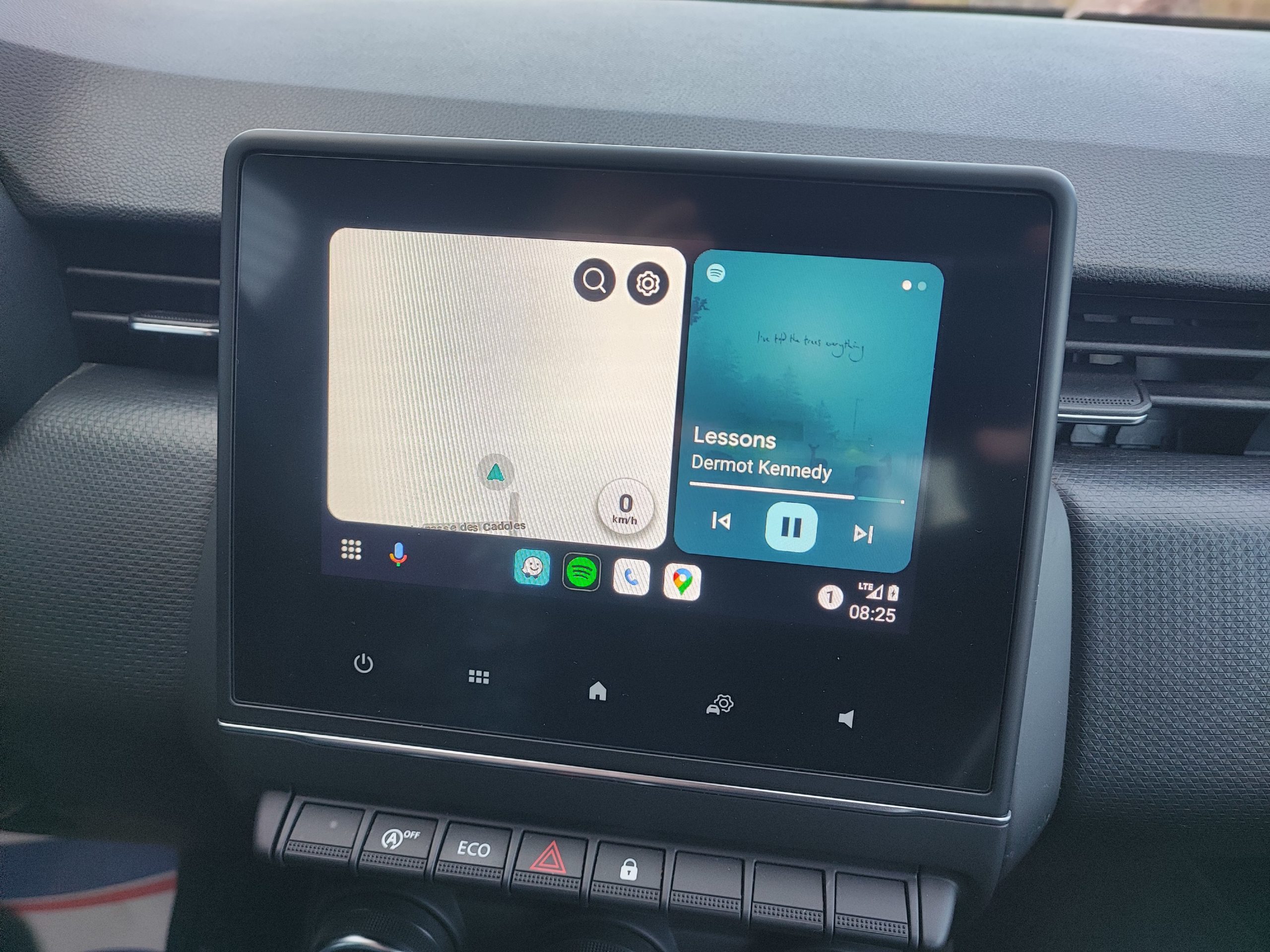 RENAULT CLIO V 1.0 TCe 100CH BUSINESS X-Tronic