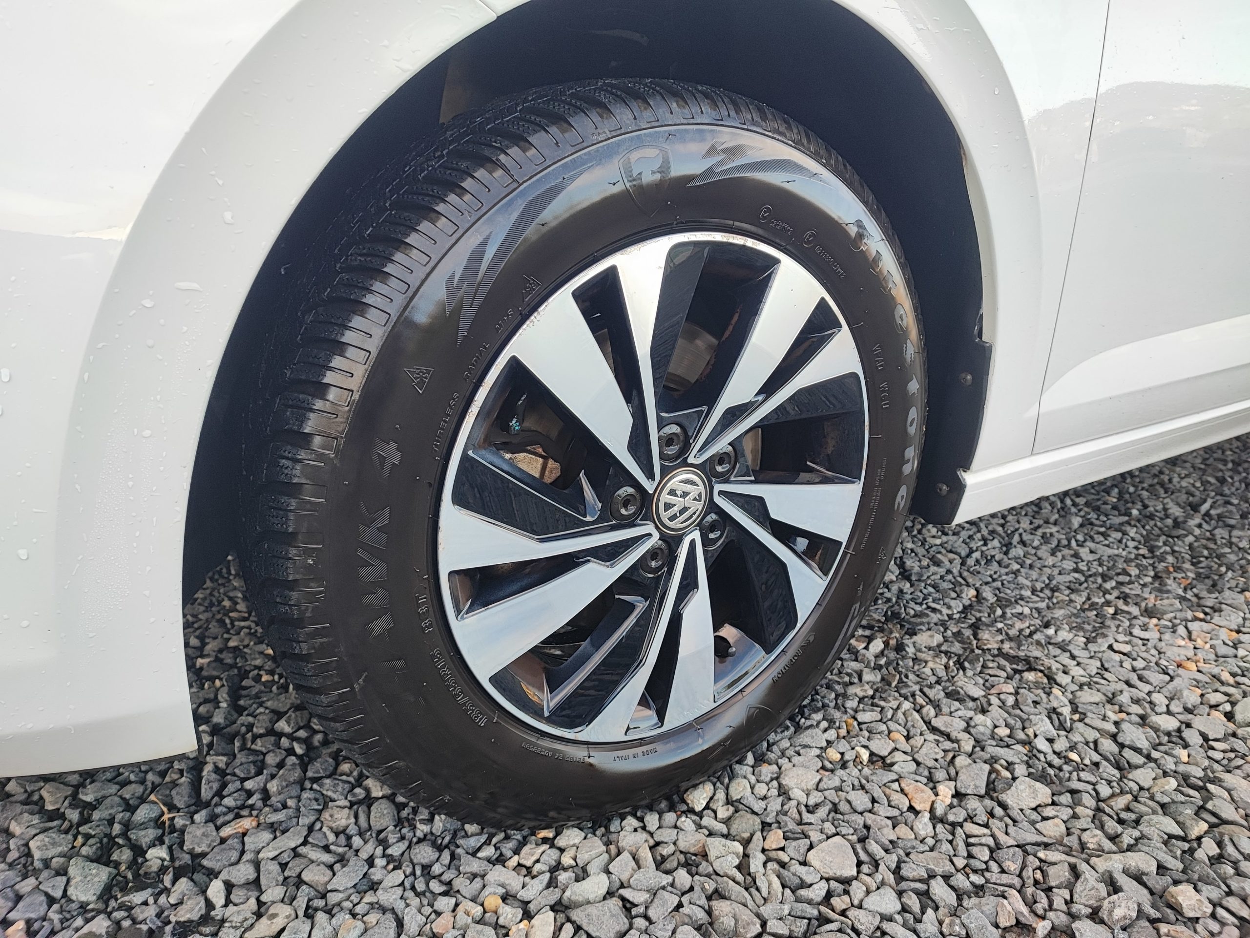 VOLKSWAGEN POLO VI 1.6 TDI 95ch CONFORTLINE BUSINESS
