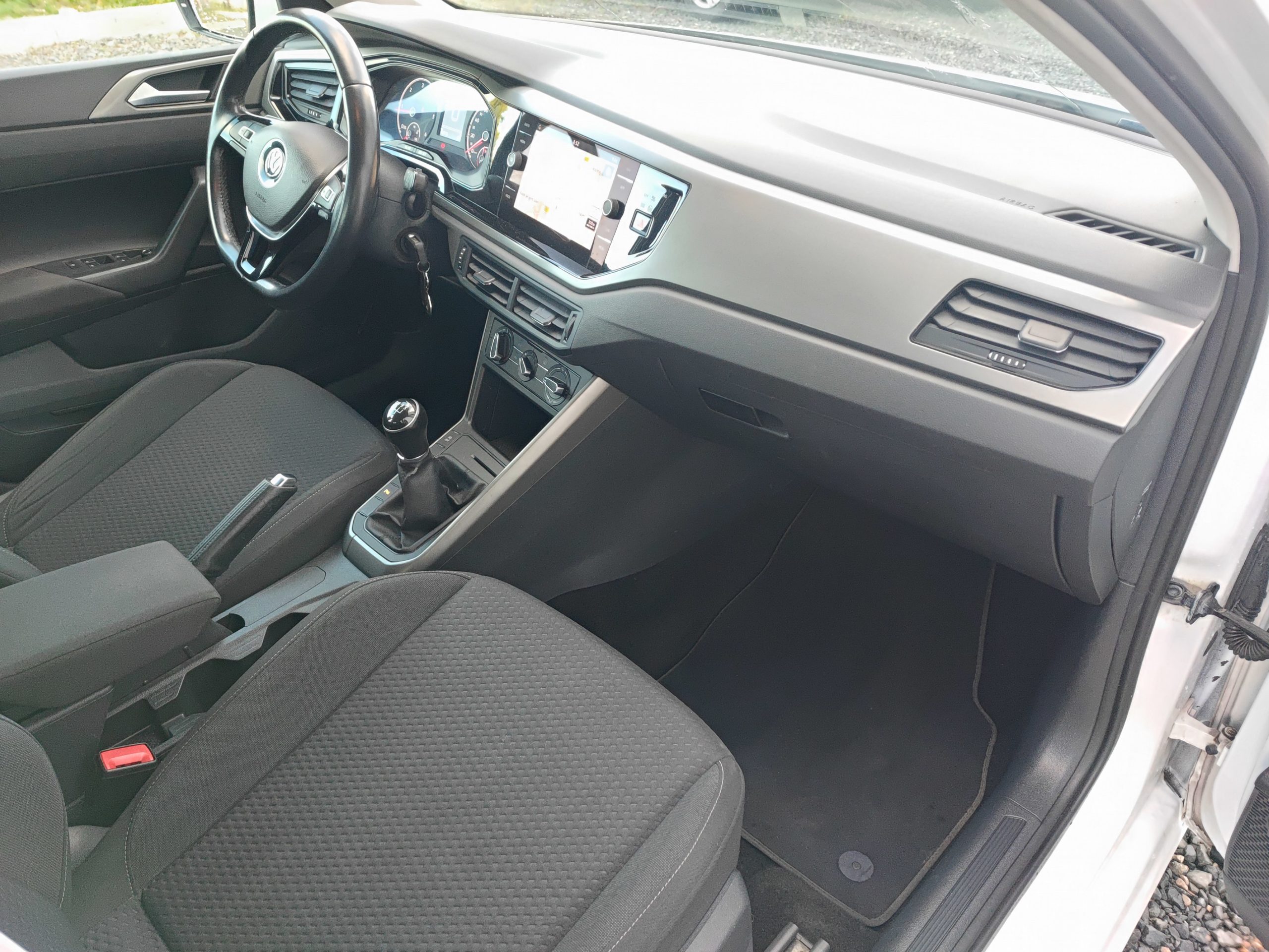 VOLKSWAGEN POLO VI 1.6 TDI 95ch CONFORTLINE BUSINESS