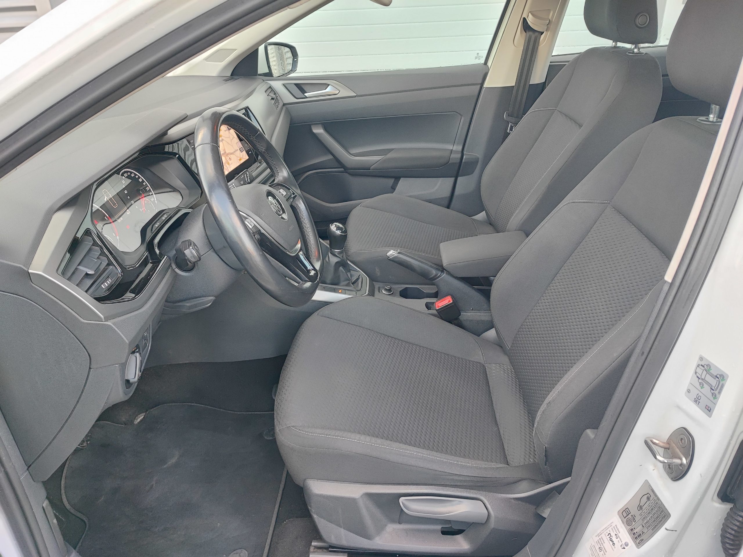 VOLKSWAGEN POLO VI 1.6 TDI 95ch CONFORTLINE BUSINESS