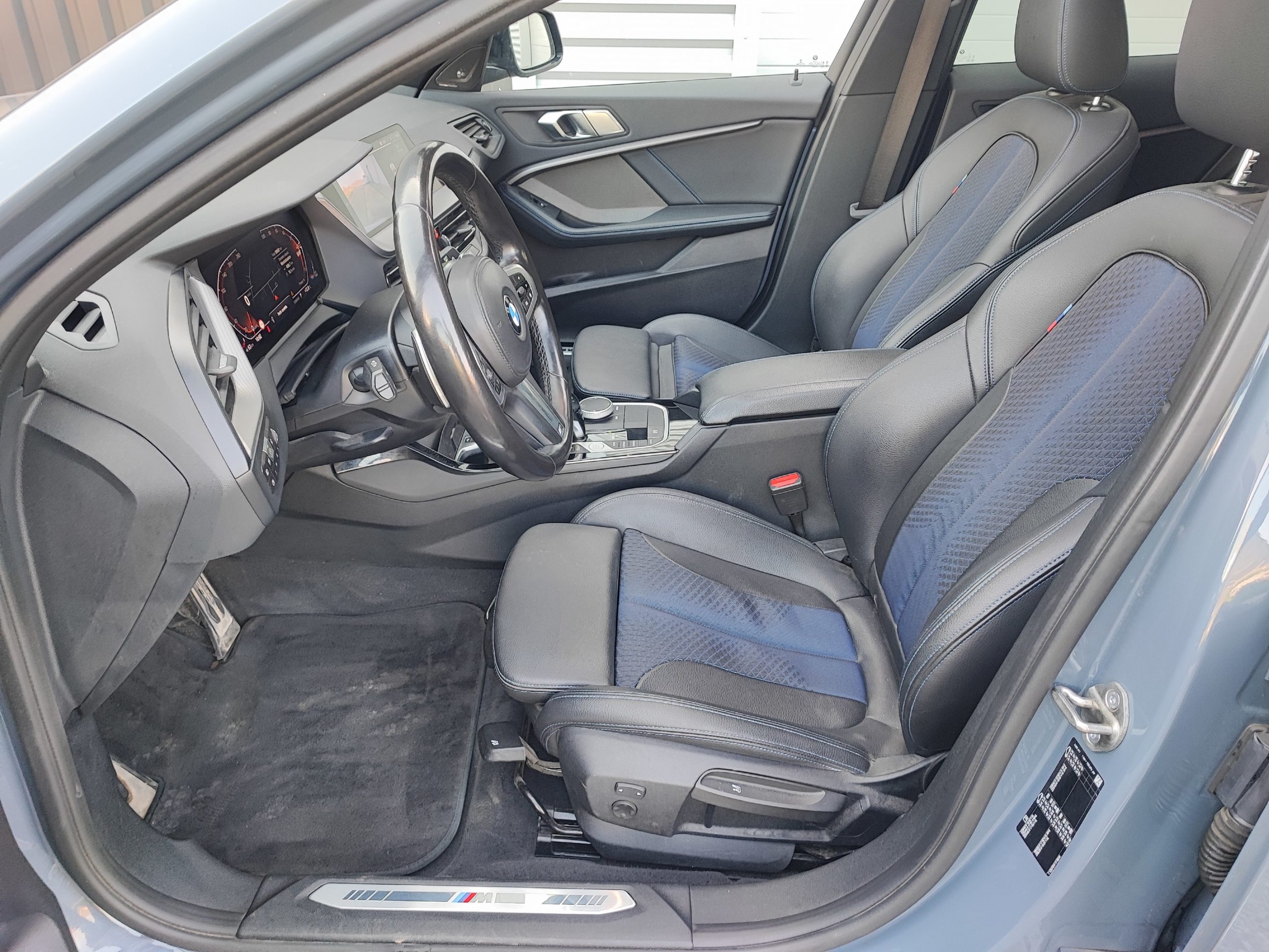 BMW SERIE 1 (F40) 118D 150 M SPORT BVA