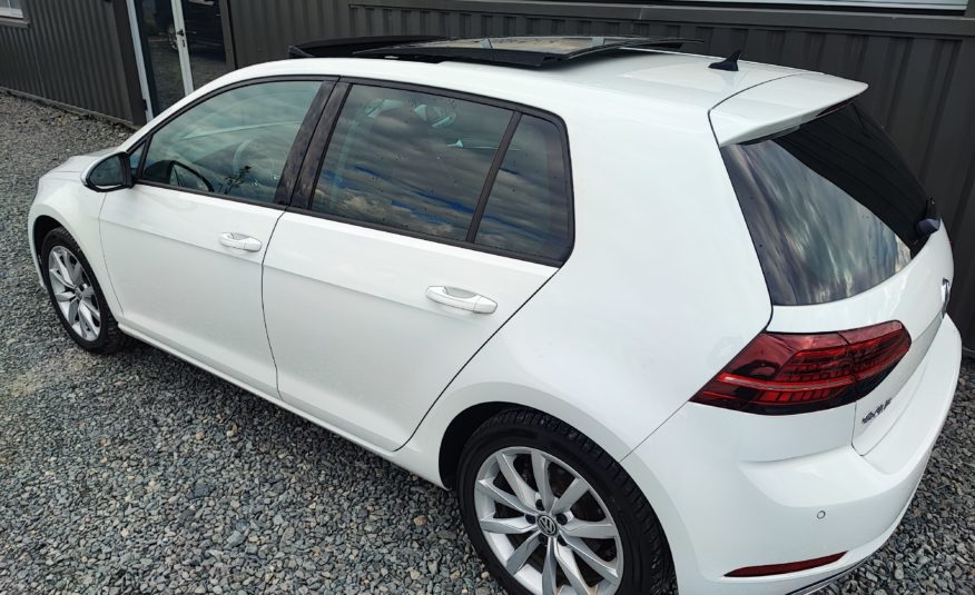 VOLKSWAGEN GOLF VII (2) 1.5 TSI EVO 150 BLUEMOTION TECHNOLOGY CARAT DSG7 5P