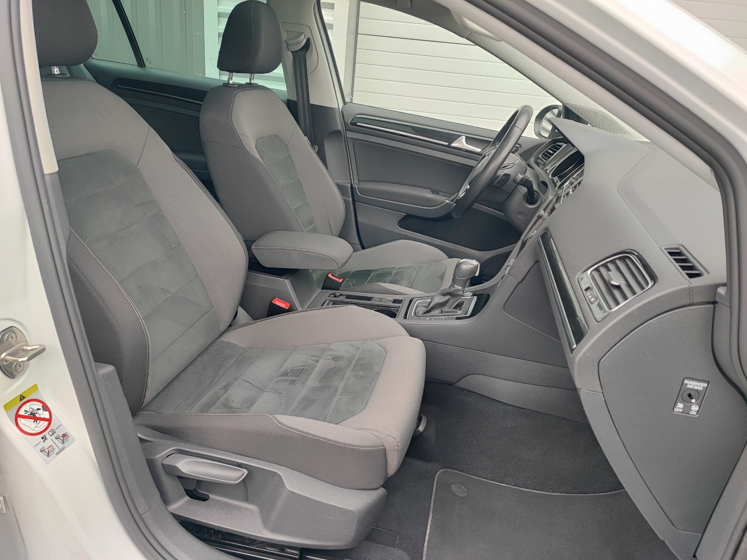 VOLKSWAGEN GOLF VII (2) 1.5 TSI EVO 150 BLUEMOTION TECHNOLOGY CARAT DSG7 5P