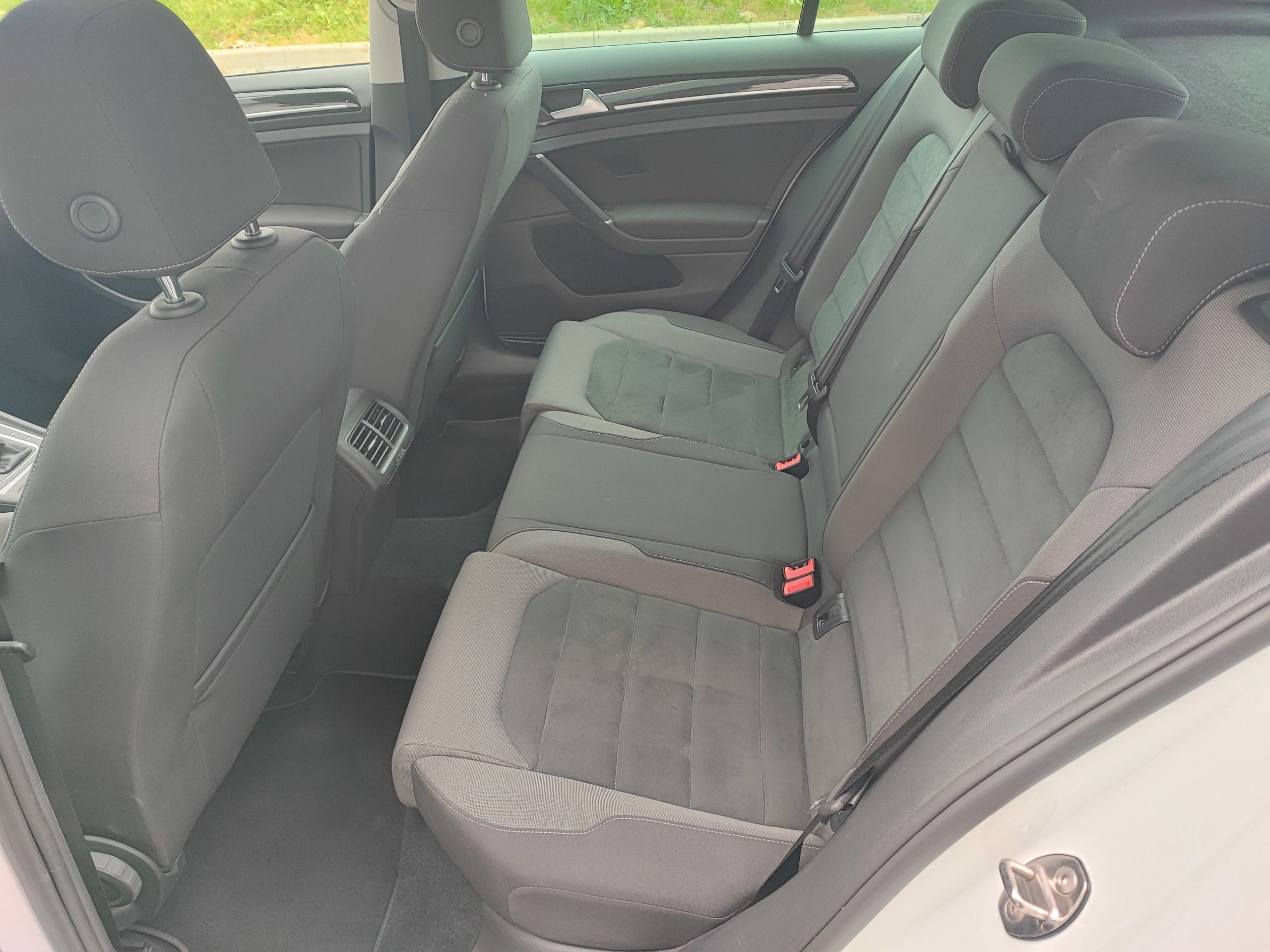 VOLKSWAGEN GOLF VII (2) 1.5 TSI EVO 150 BLUEMOTION TECHNOLOGY CARAT DSG7 5P