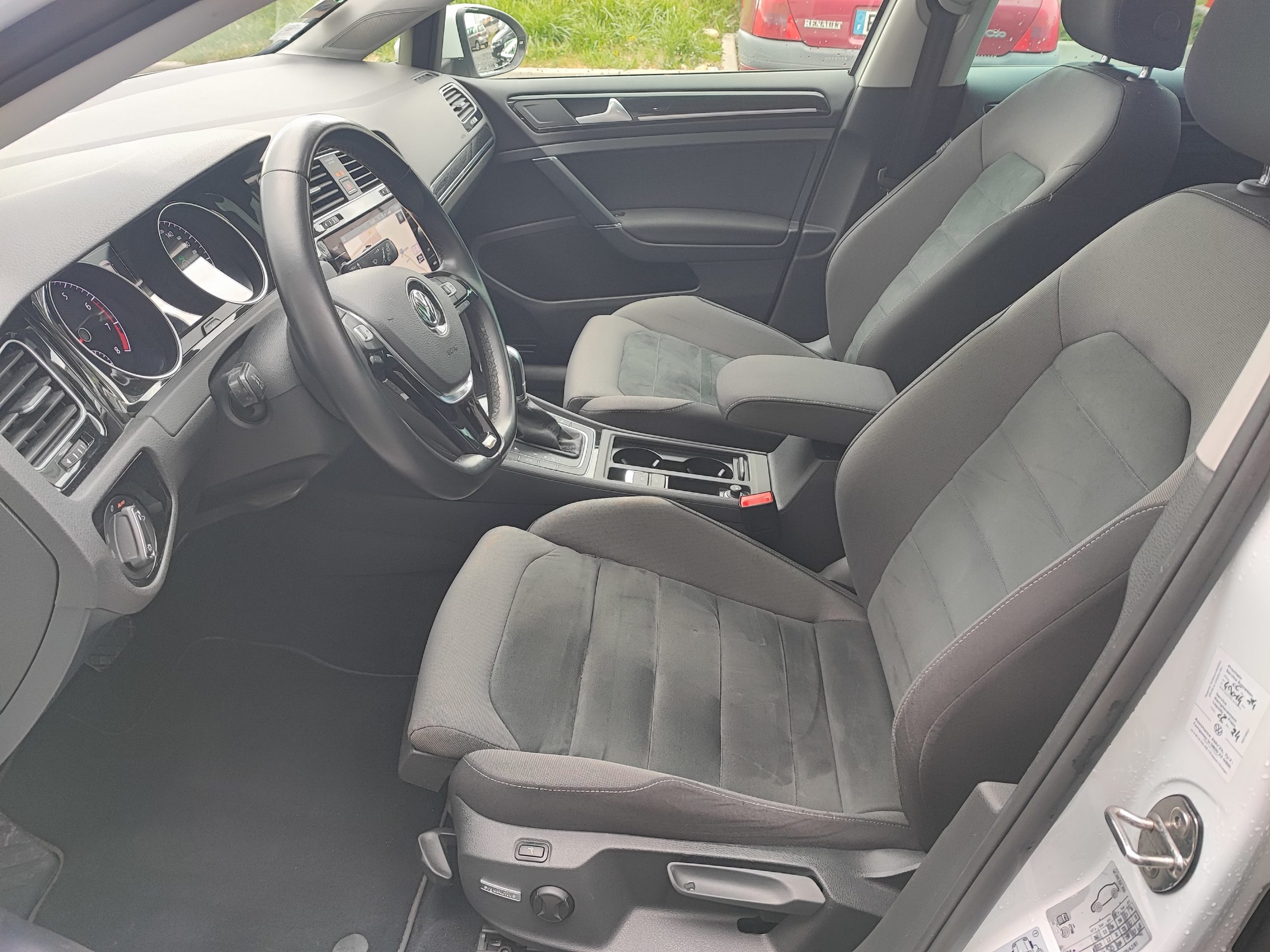 VOLKSWAGEN GOLF VII (2) 1.5 TSI EVO 150 BLUEMOTION TECHNOLOGY CARAT DSG7 5P