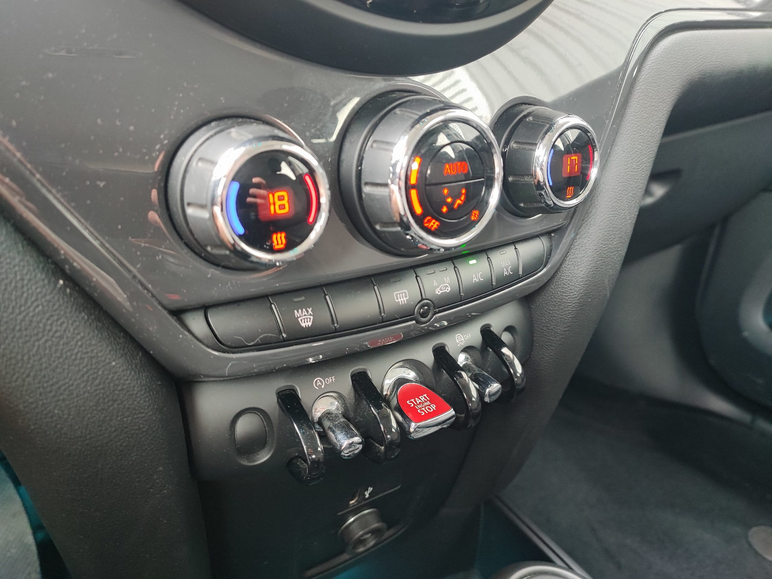 MINI COUNTRYMAN II COOPER 136CH CHILI BVA7