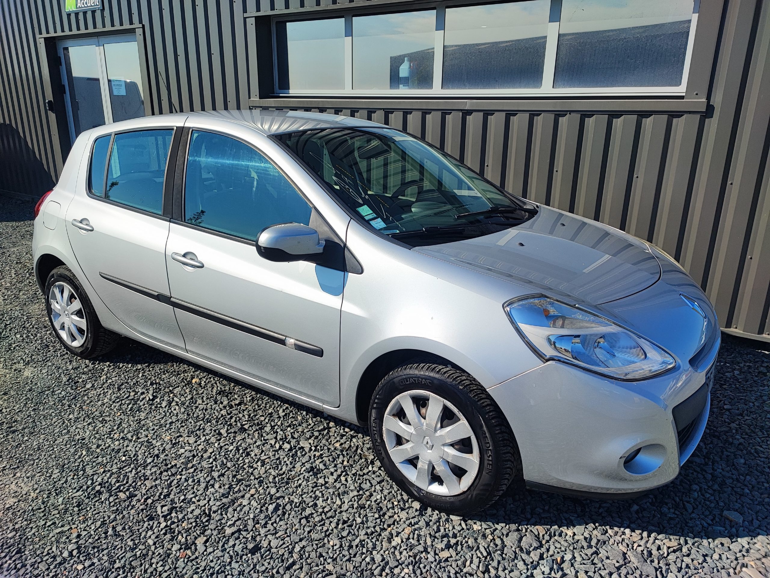 RENAULT CLIO III 1.5 DCI 75CH EXPRESSION CLIM 5P