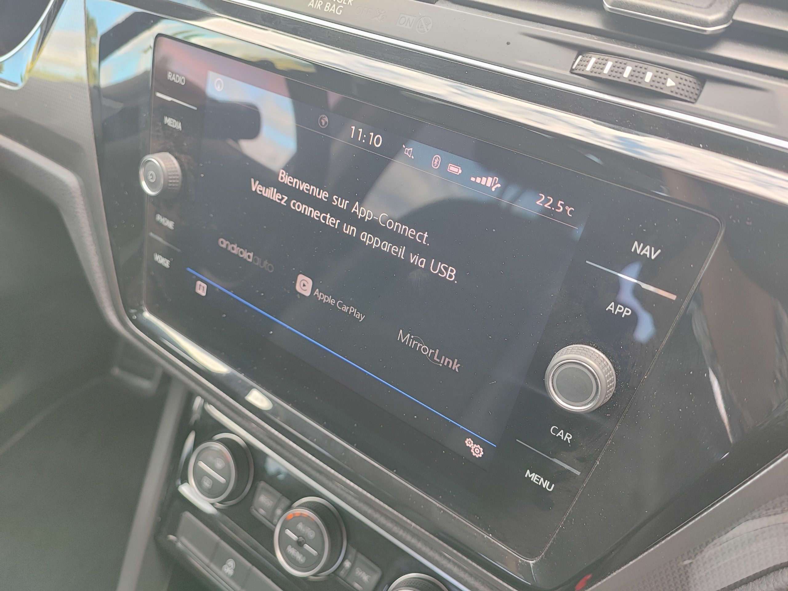 VOLKSWAGEN TOURAN III 1.6 TDI 115 BLUEMOTION TECHNOLOGY CONNECT 7 PLACES