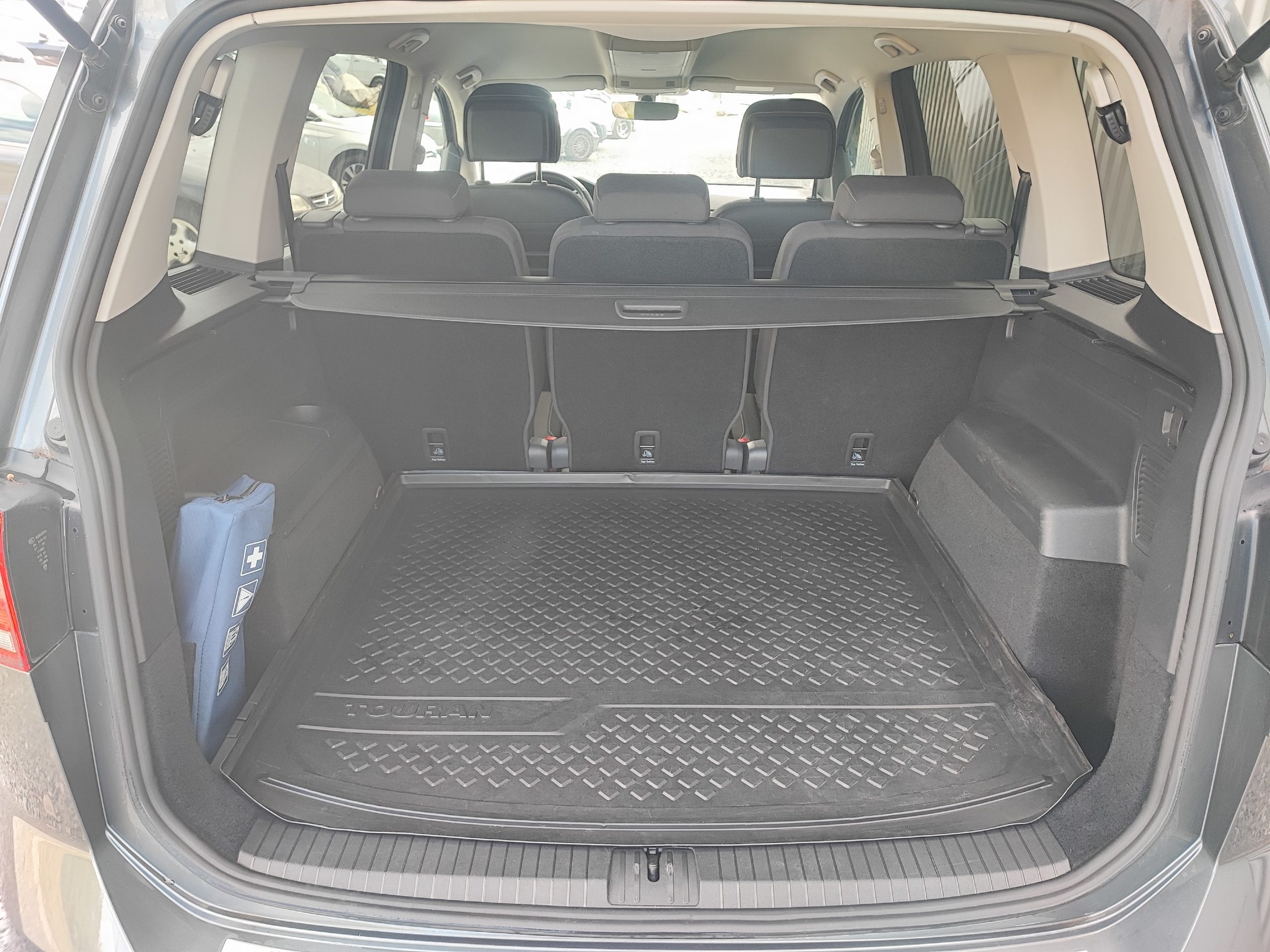 VOLKSWAGEN TOURAN III 1.6 TDI 115 BLUEMOTION TECHNOLOGY CONNECT 7 PLACES