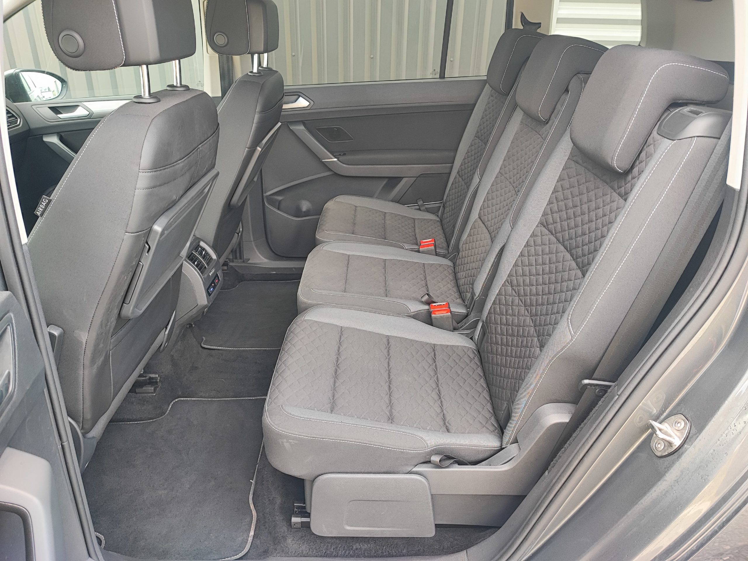 VOLKSWAGEN TOURAN III 1.6 TDI 115 BLUEMOTION TECHNOLOGY CONNECT 7 PLACES