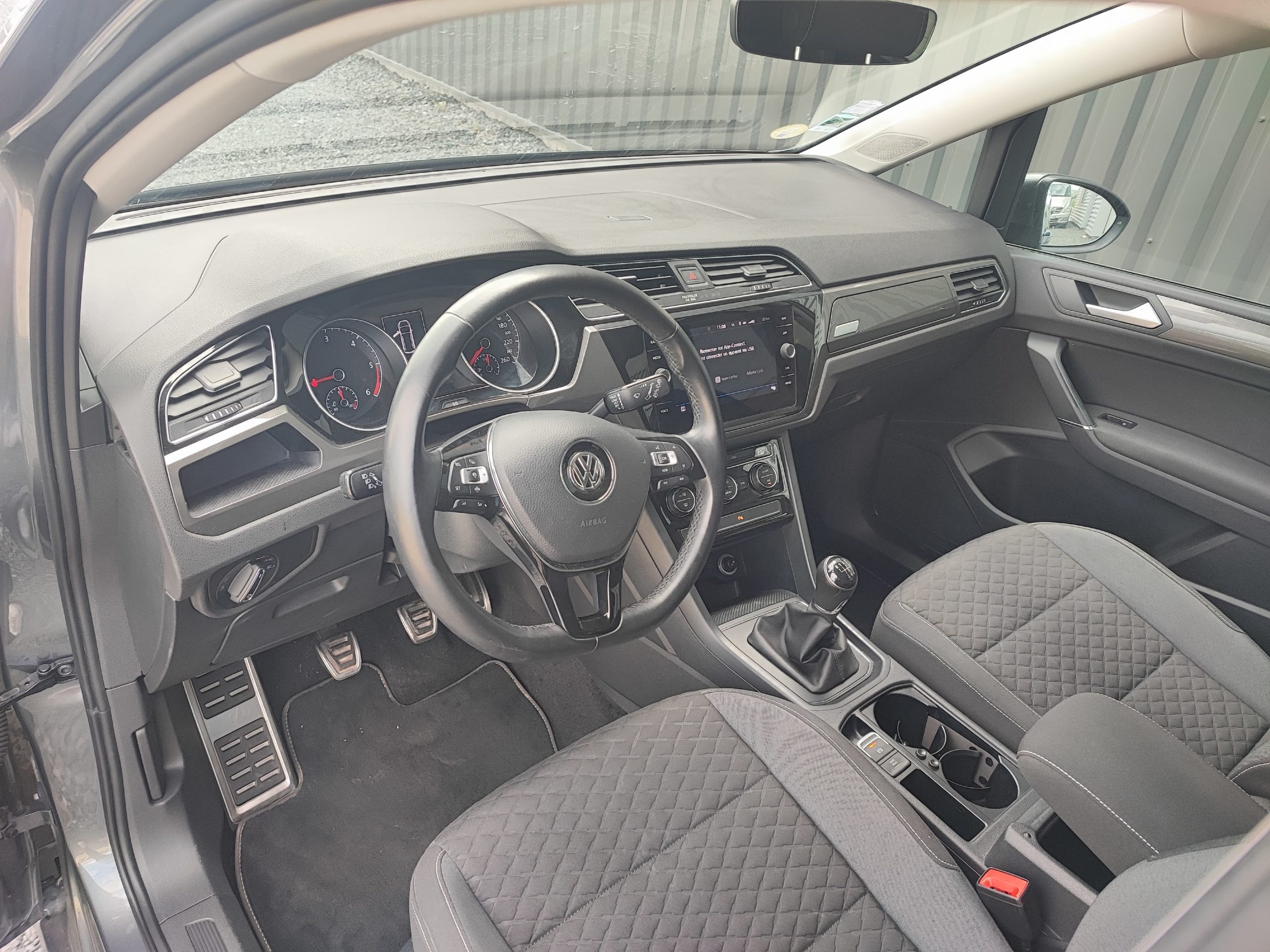 VOLKSWAGEN TOURAN III 1.6 TDI 115 BLUEMOTION TECHNOLOGY CONNECT 7 PLACES