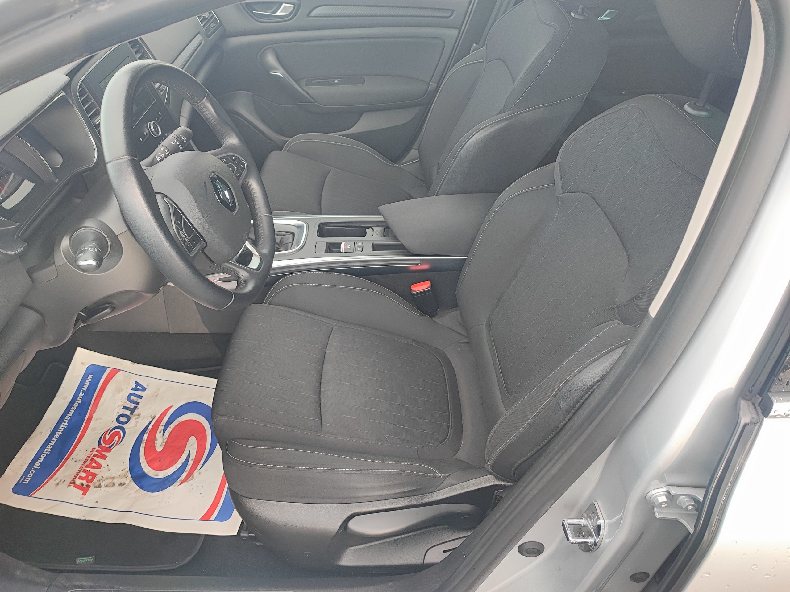 RENAULT MEGANE 1.3 TCe 140ch FAP LIMITED EDC