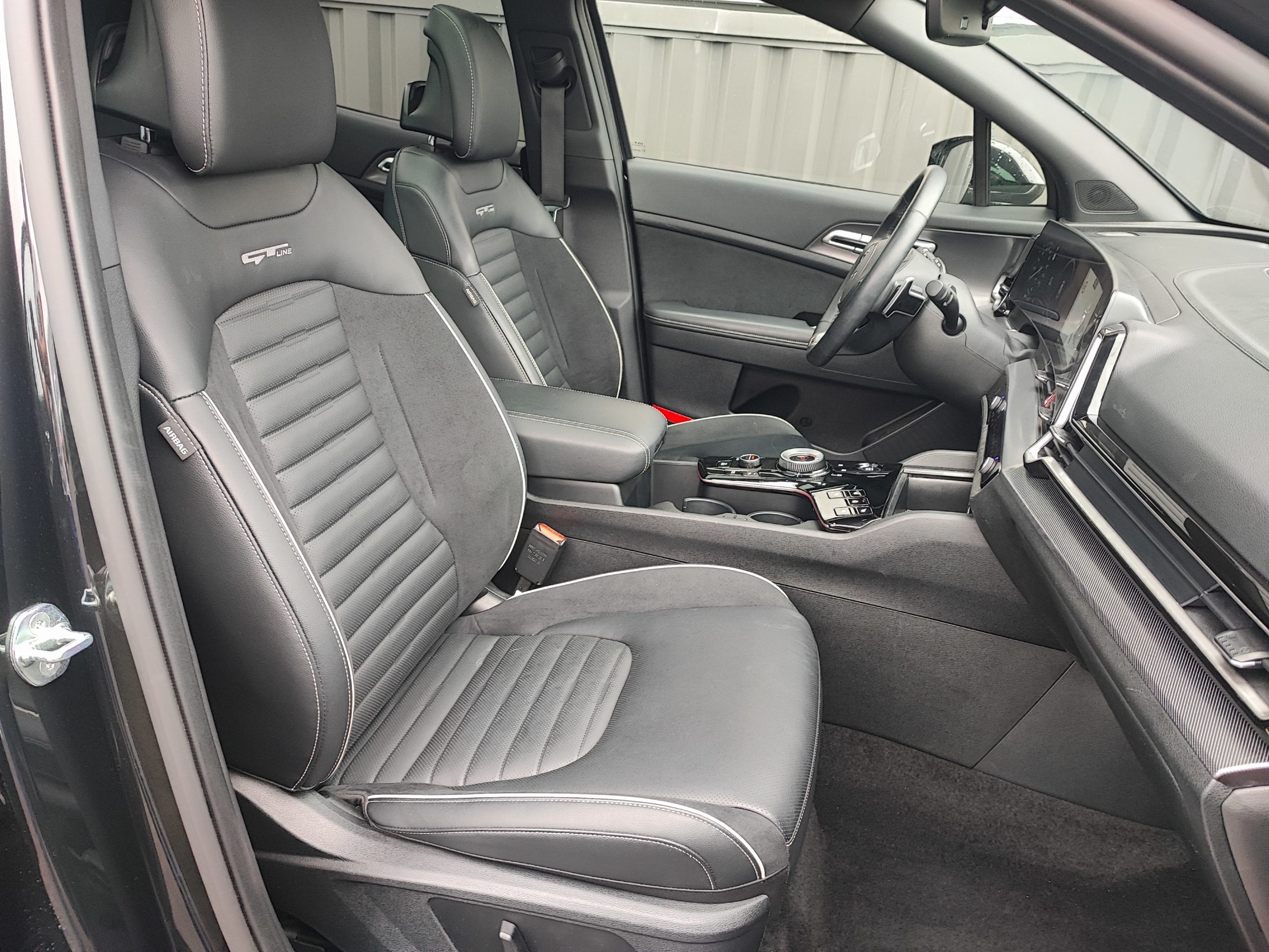 KIA SPORTAGE V 1.6 T-GDI 265 ISG HYBRIDE RECHARGEABLE 4X4 GT-LINE PREMIUM BVA6