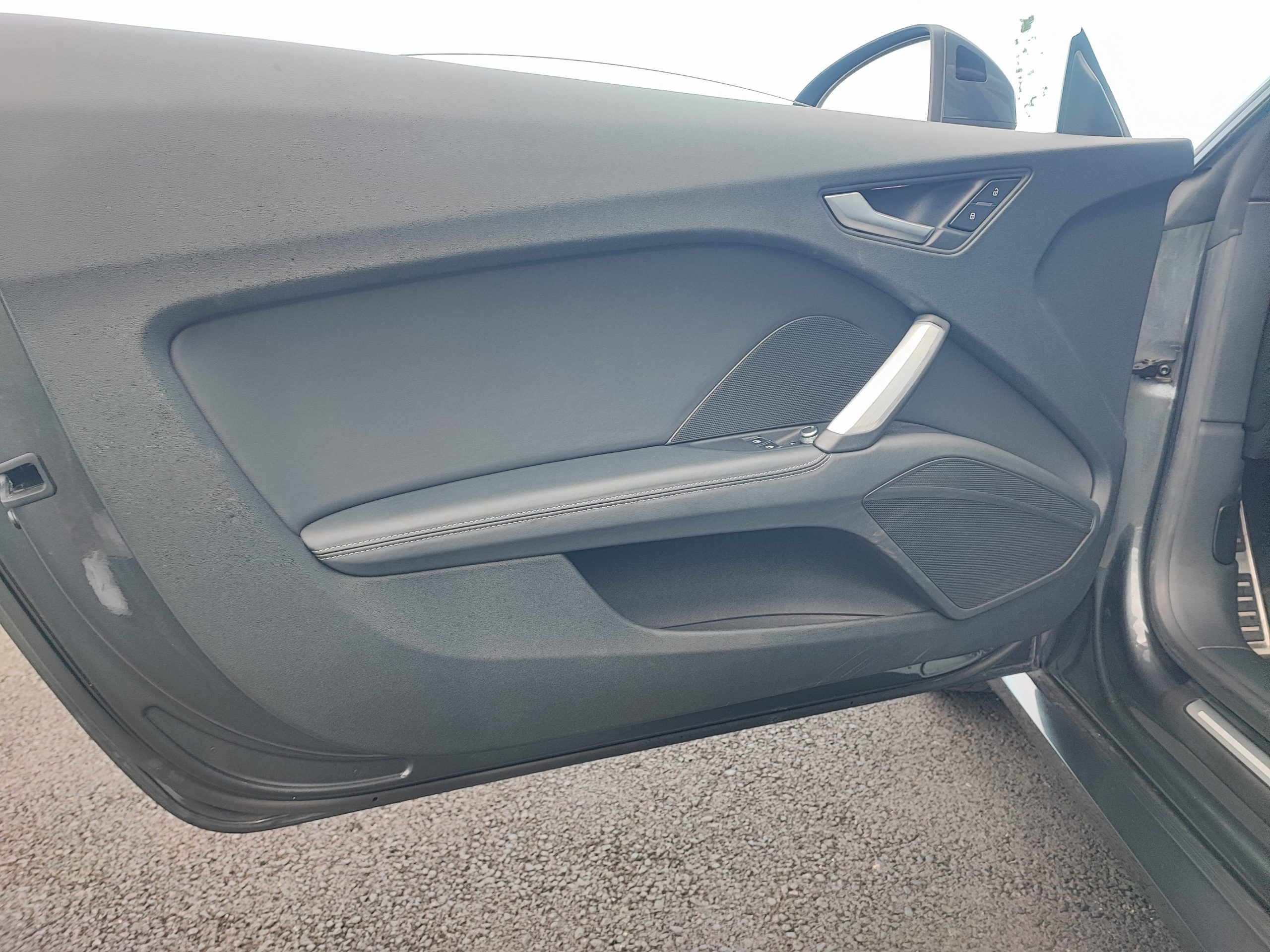 AUDI TT ROADSTER 2.0 TFSI 230CH QUATTRO S-LINE