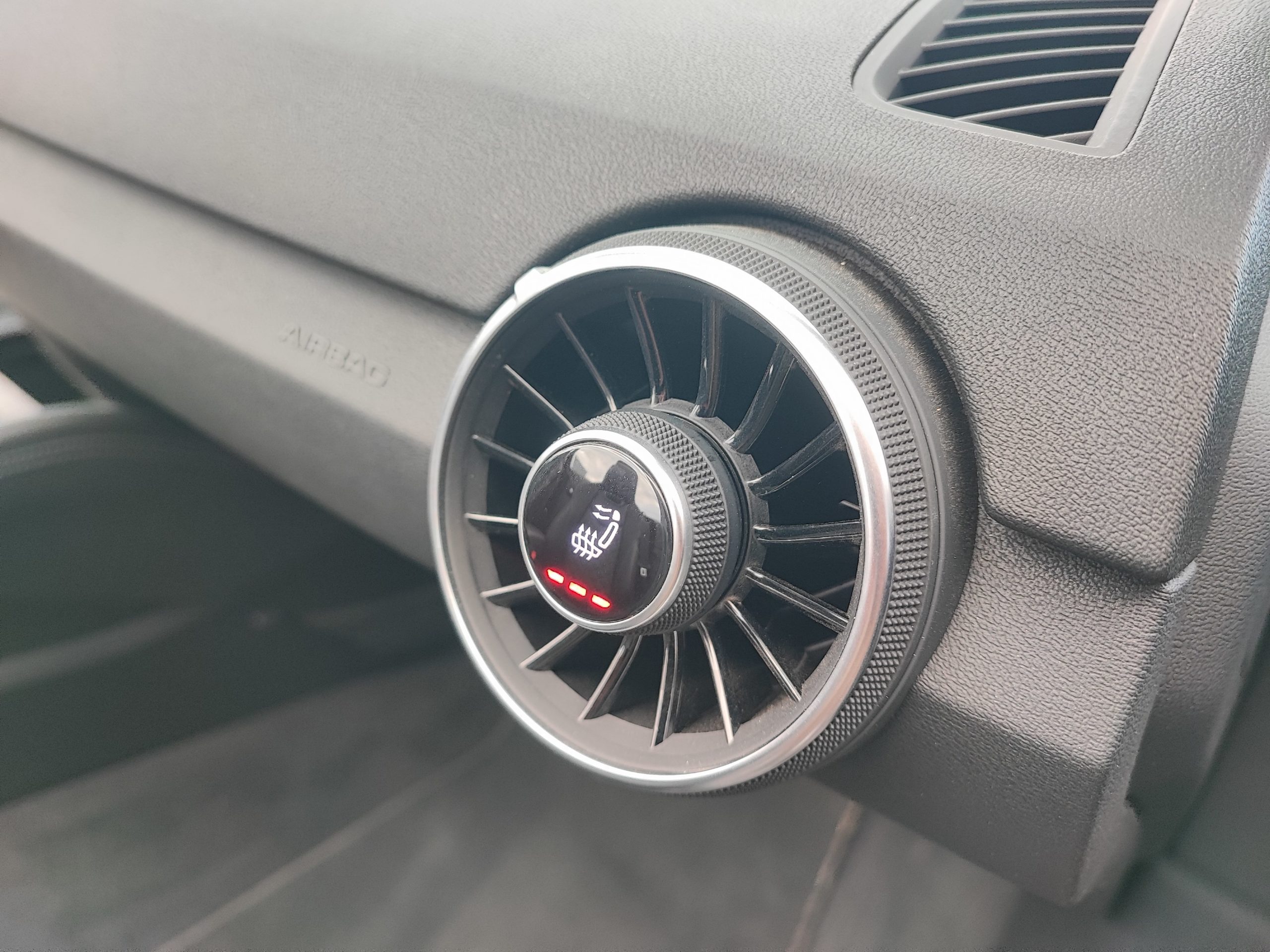 AUDI TT ROADSTER 2.0 TFSI 230CH QUATTRO S-LINE