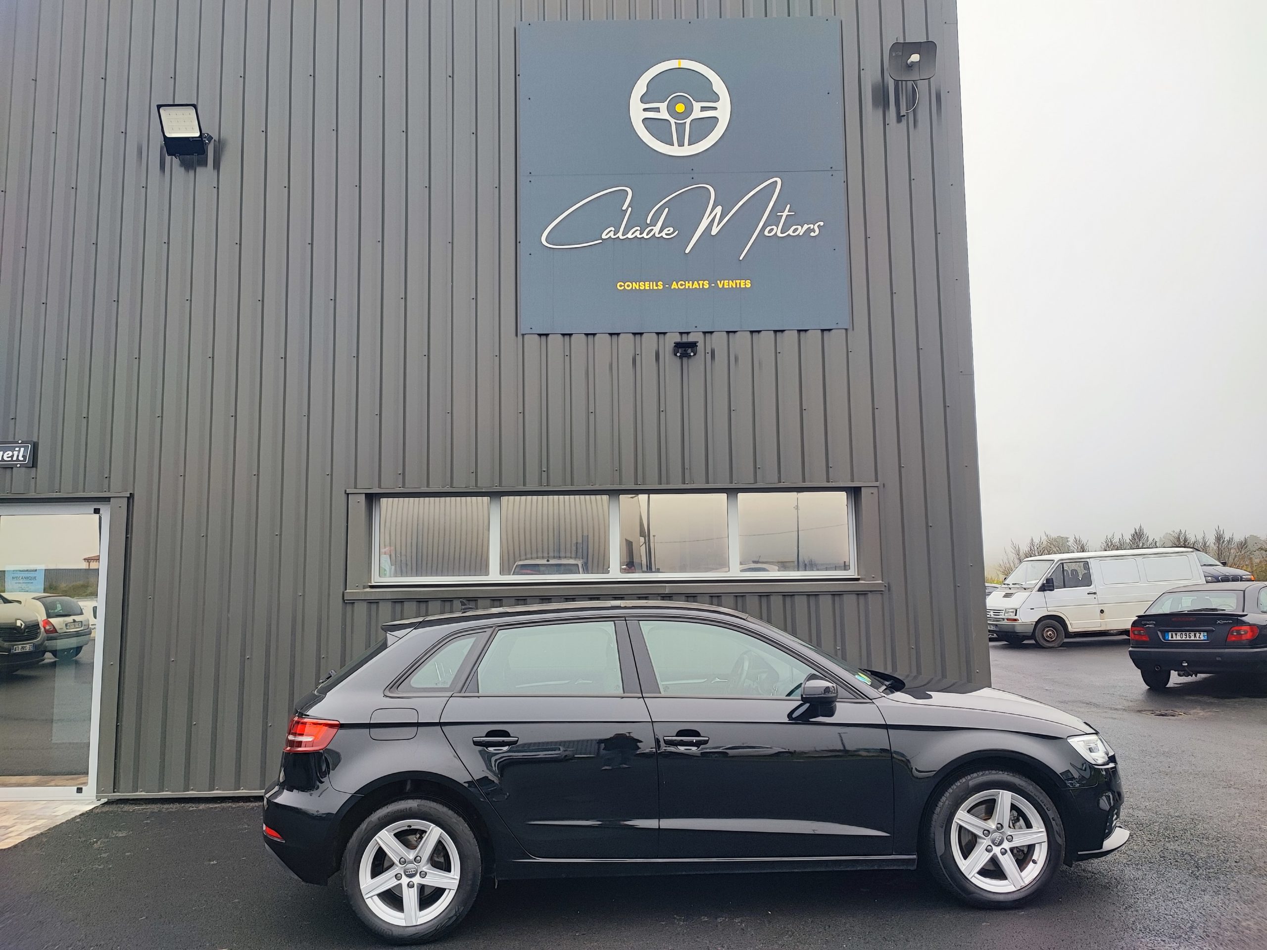 AUDI A3 III (2) SPORTBACK 30 TDI 116 BUSINESS LINE S TRONIC 7