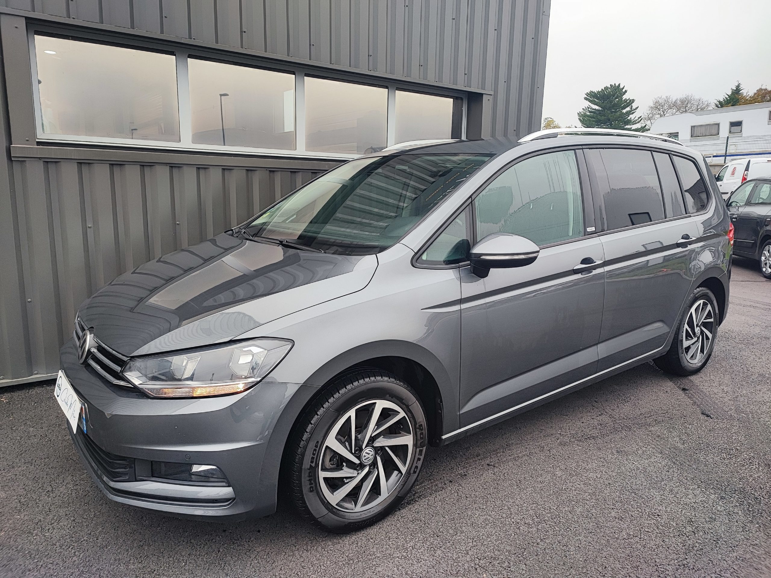 VOLKSWAGEN TOURAN III 1.6 TDI 115 BLUEMOTION TECHNOLOGY CONNECT 7 PLACES
