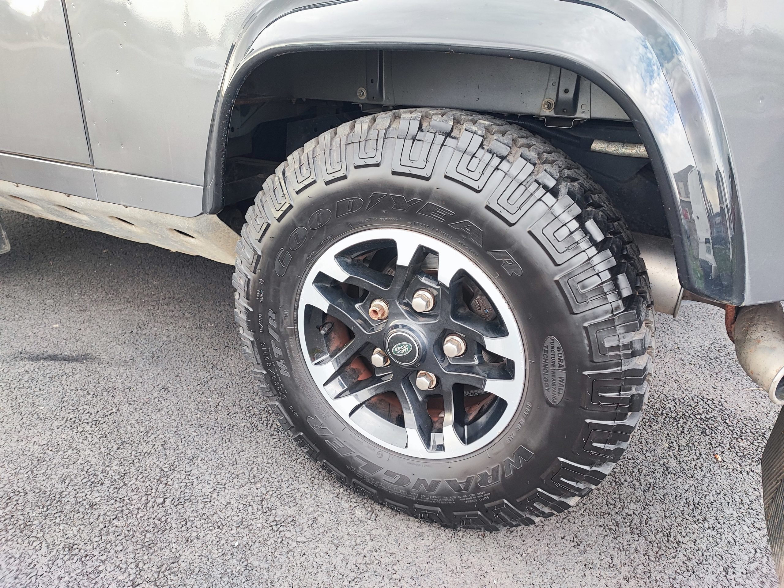 LAND ROVER DEFENDER III 90 HARD TOP ADVENTURE EDITION