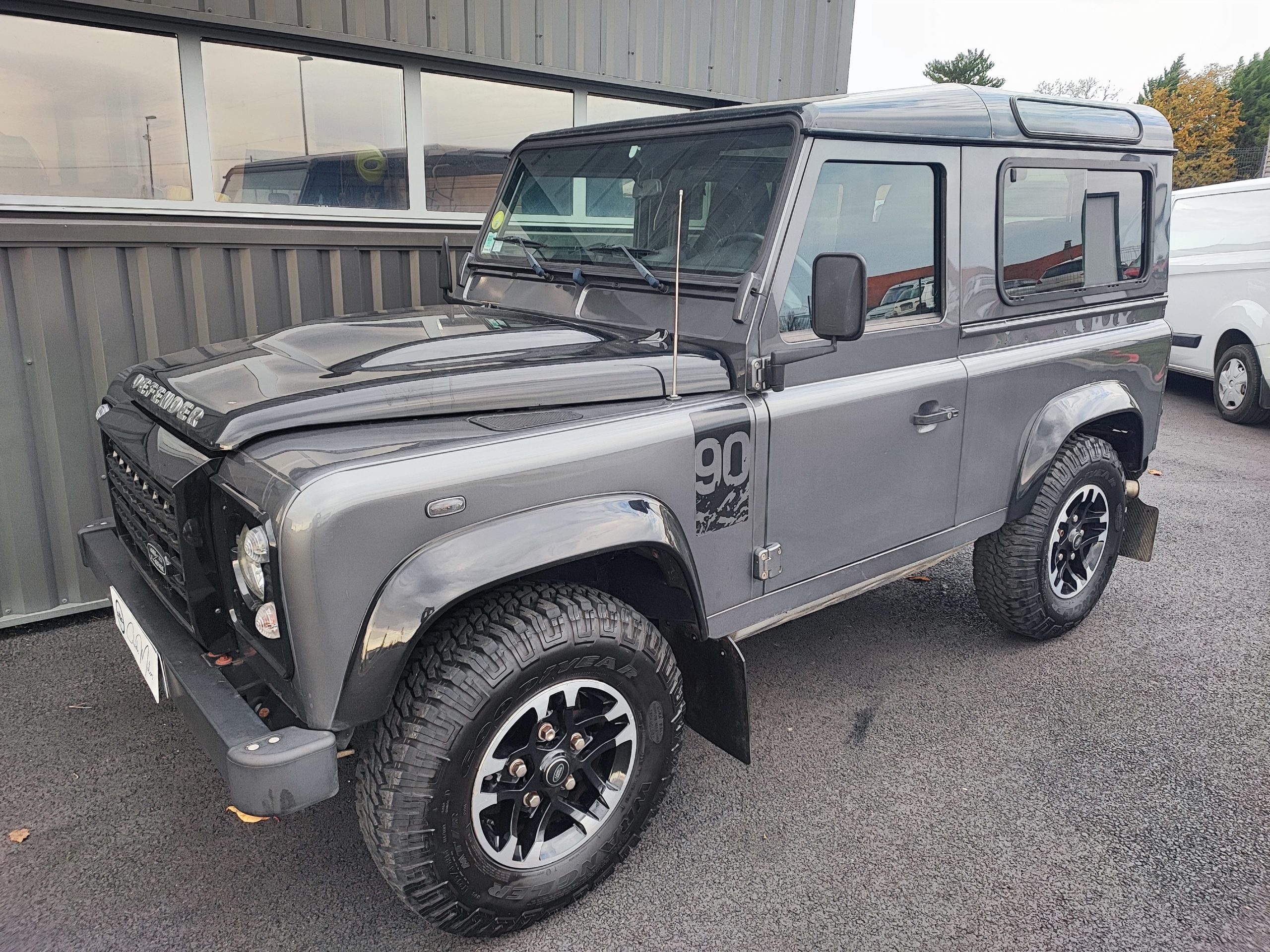 LAND ROVER DEFENDER III 90 HARD TOP ADVENTURE EDITION