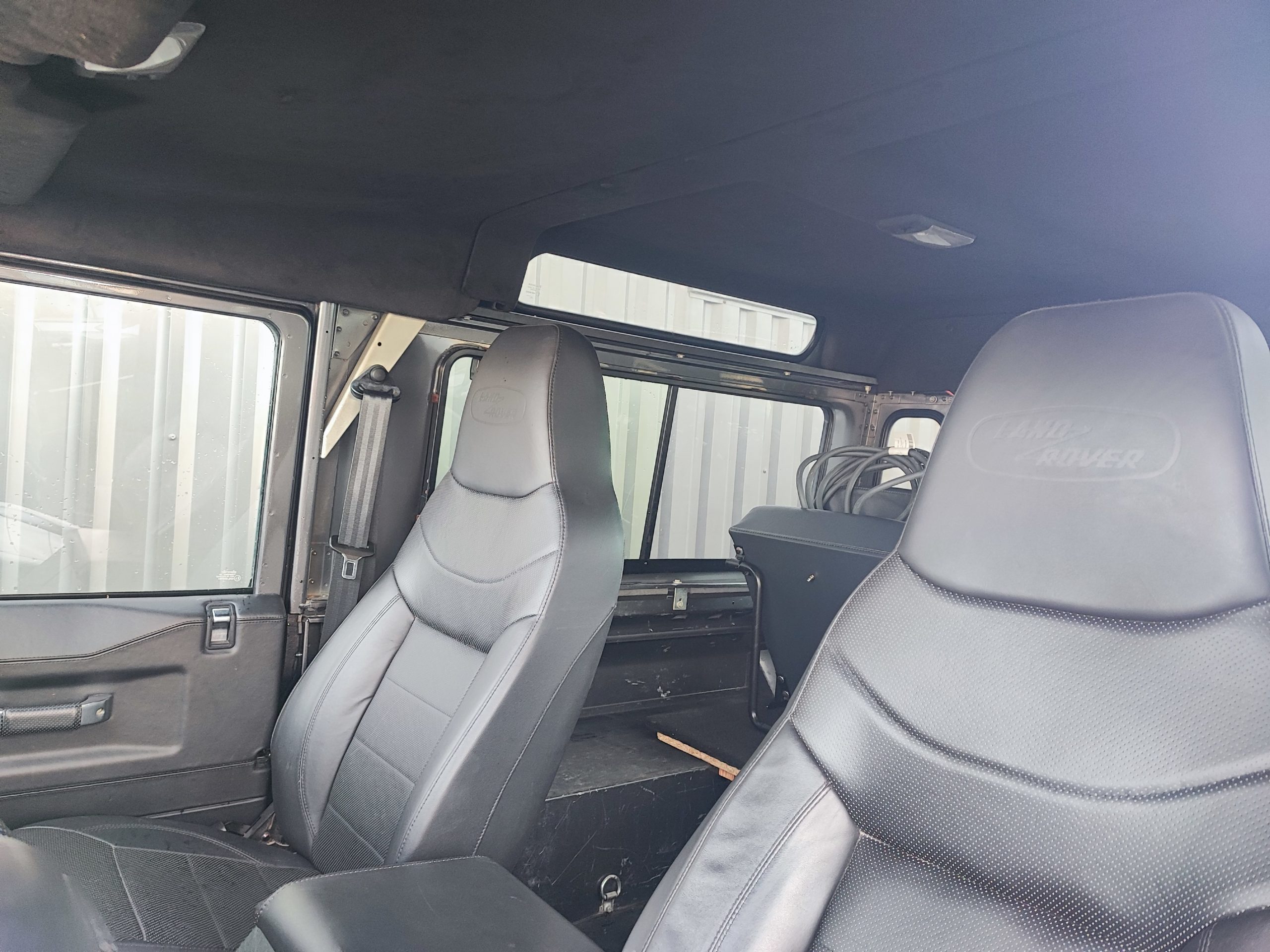 LAND ROVER DEFENDER III 90 HARD TOP ADVENTURE EDITION