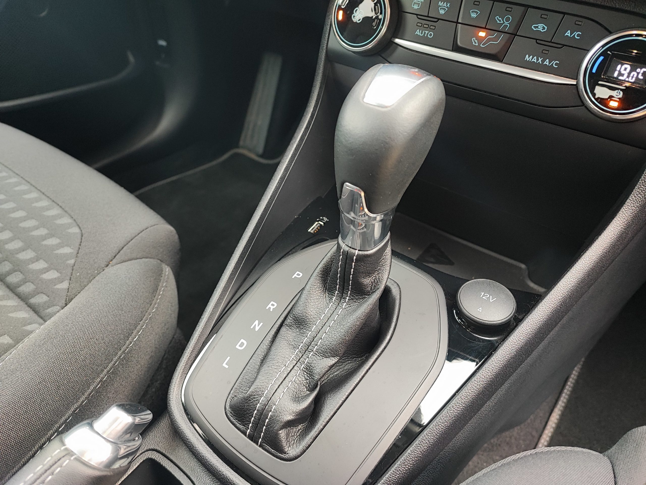 FORD FIESTA 1.0 EcoBoost 125 ch S&S DCT-7 TITANIUM